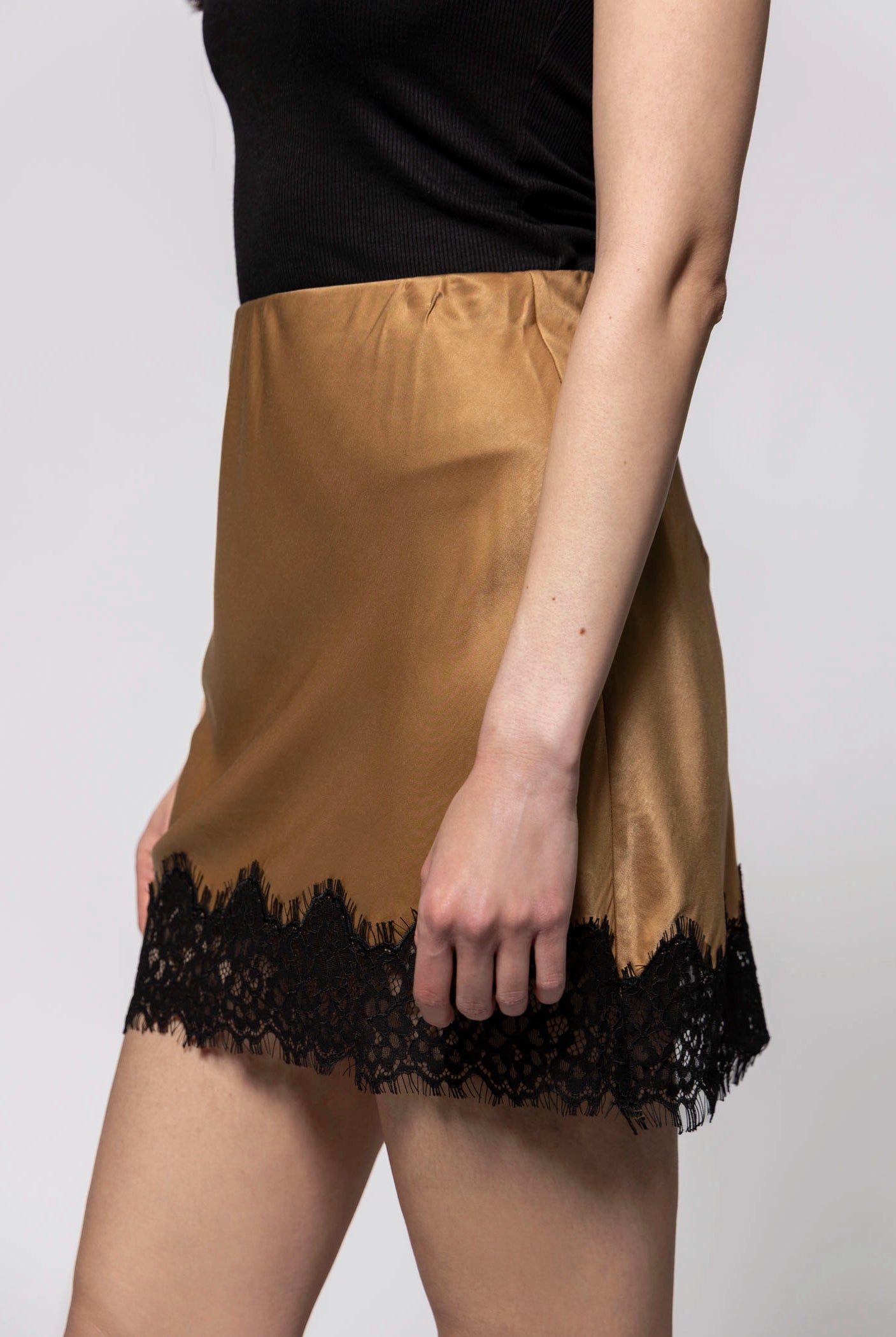 swatch_Tan/Black sanctuary everyday satin lace mini skirt