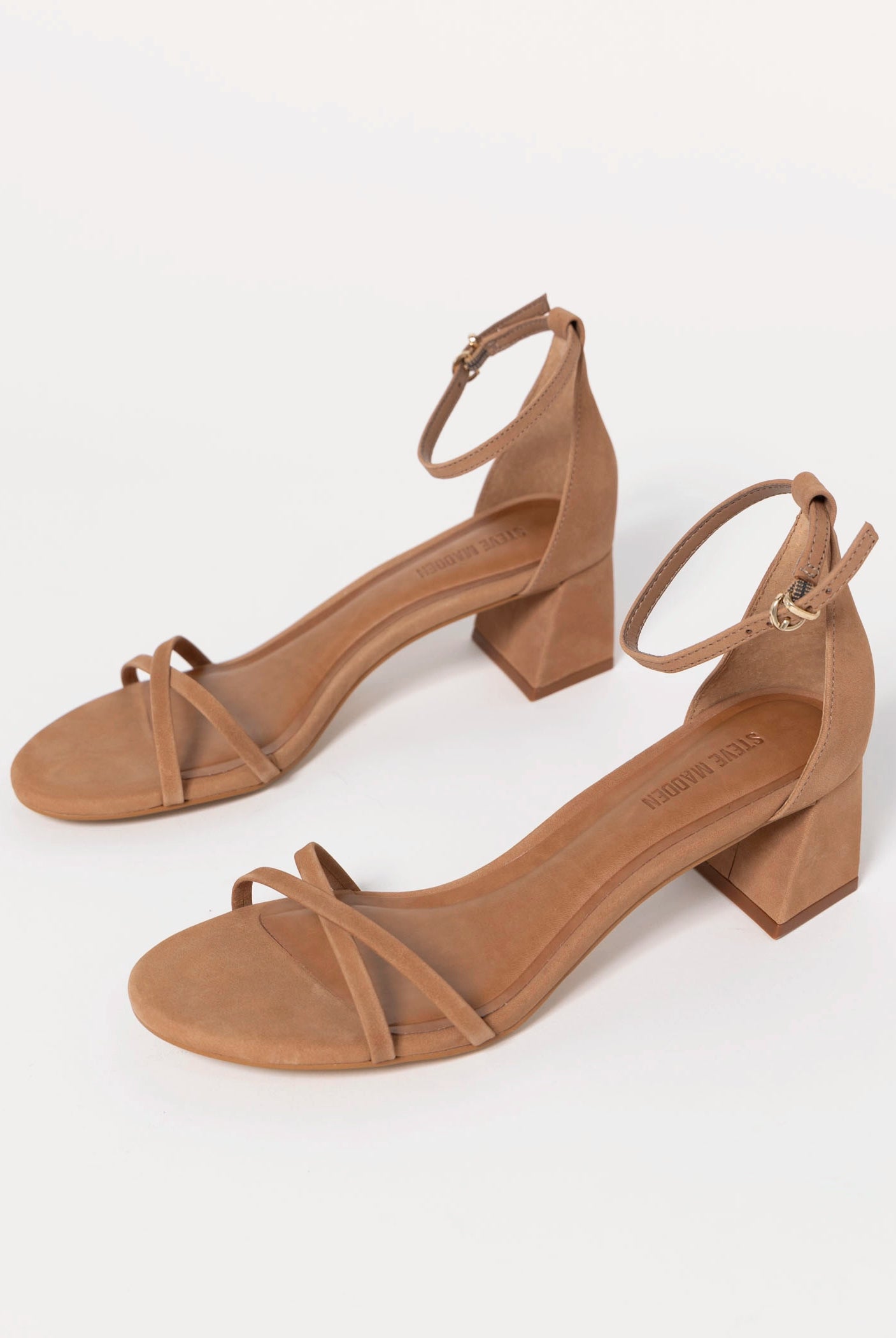 swatch_Tan nubuck steve madden rae block heel sandal