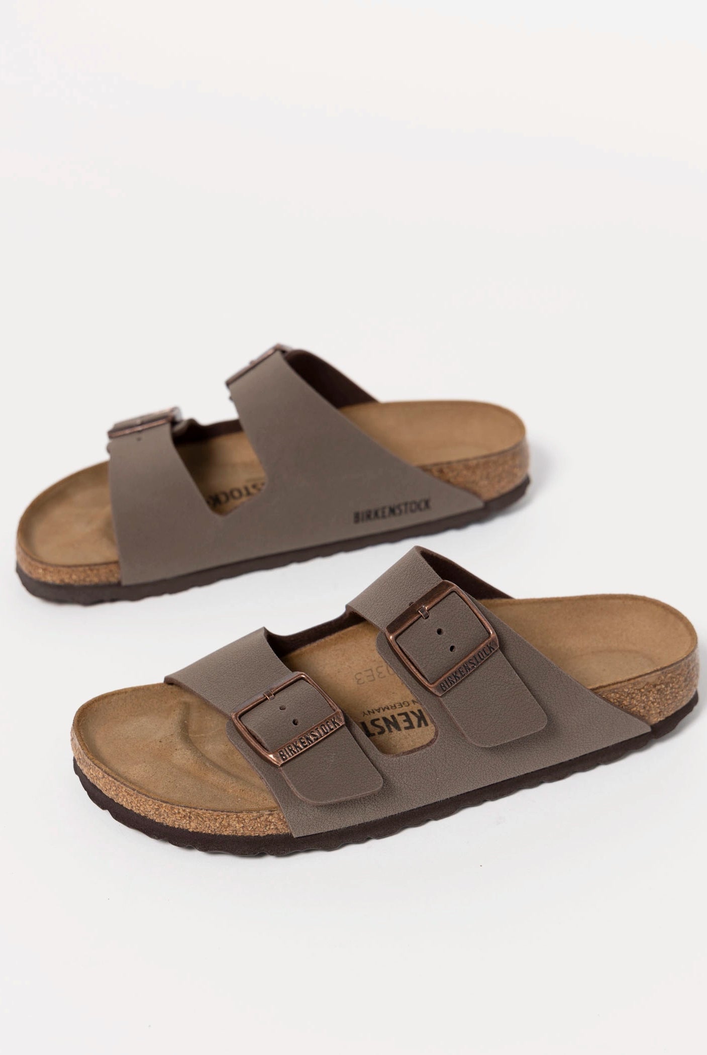 swatch_Mocha arizona sandal flat sandals