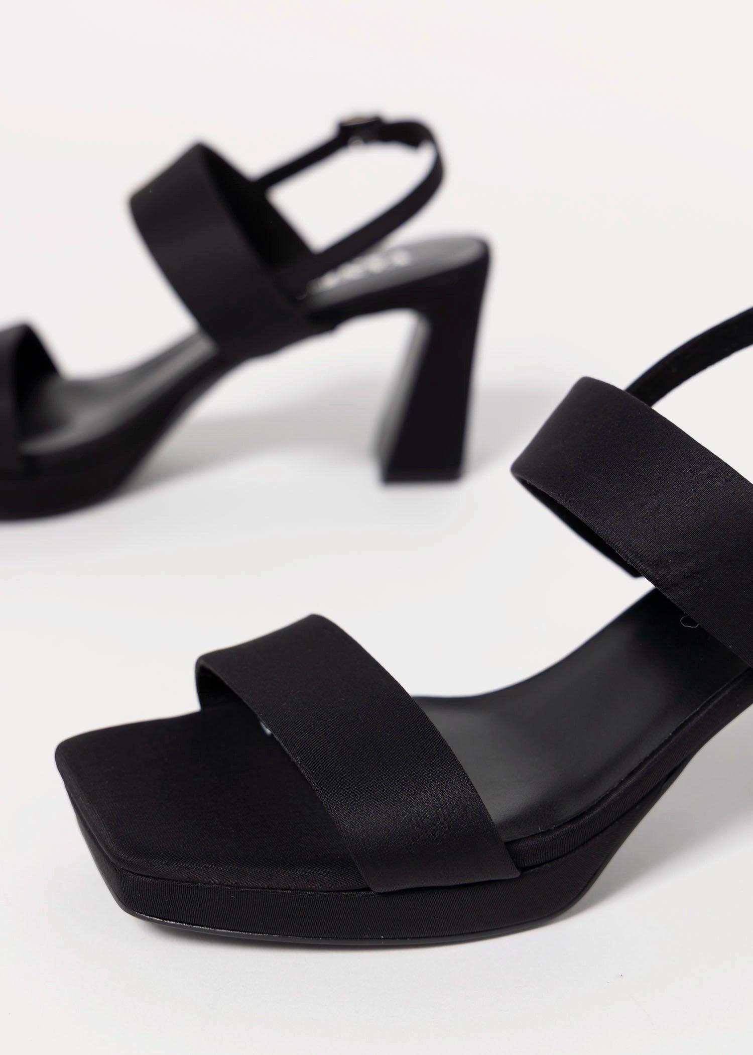 swatch_Black Fabric vaneli maida platform sandal