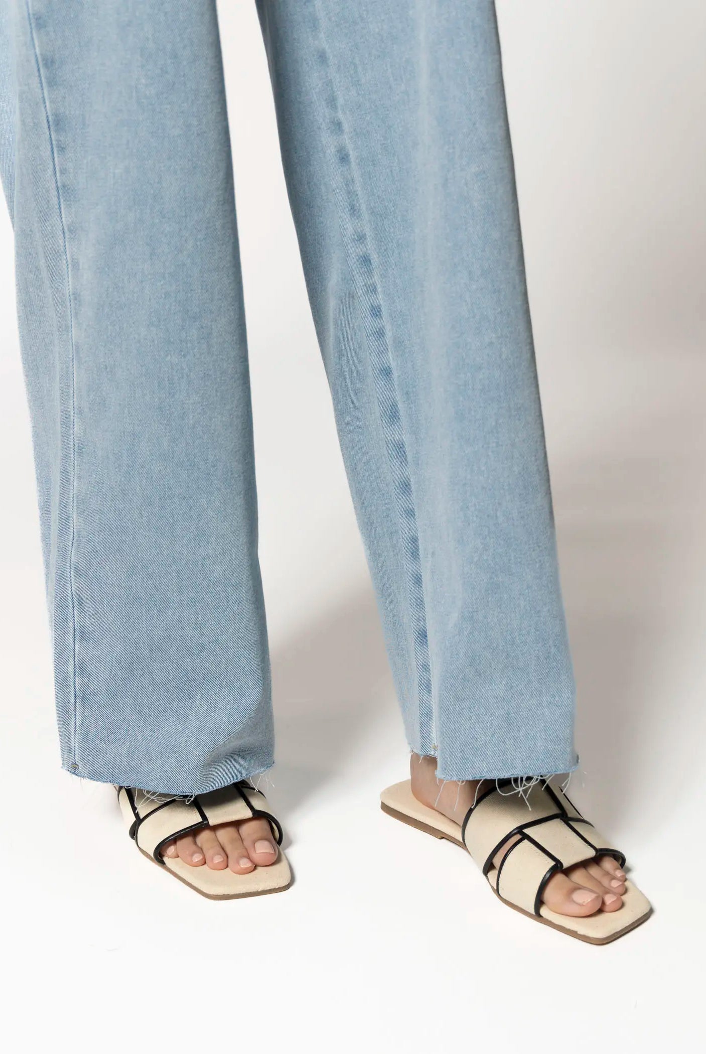 swatch_neutrals biscayne slide sandal flat sandals