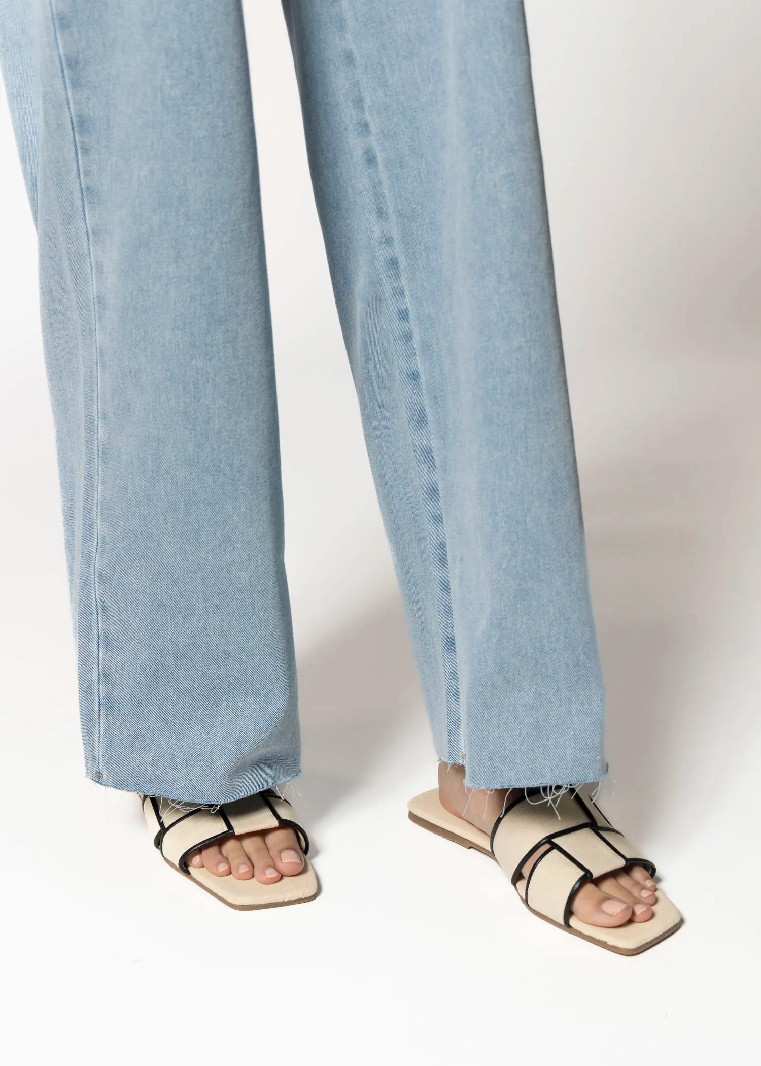 swatch_neutrals biscayne slide sandal flat sandals