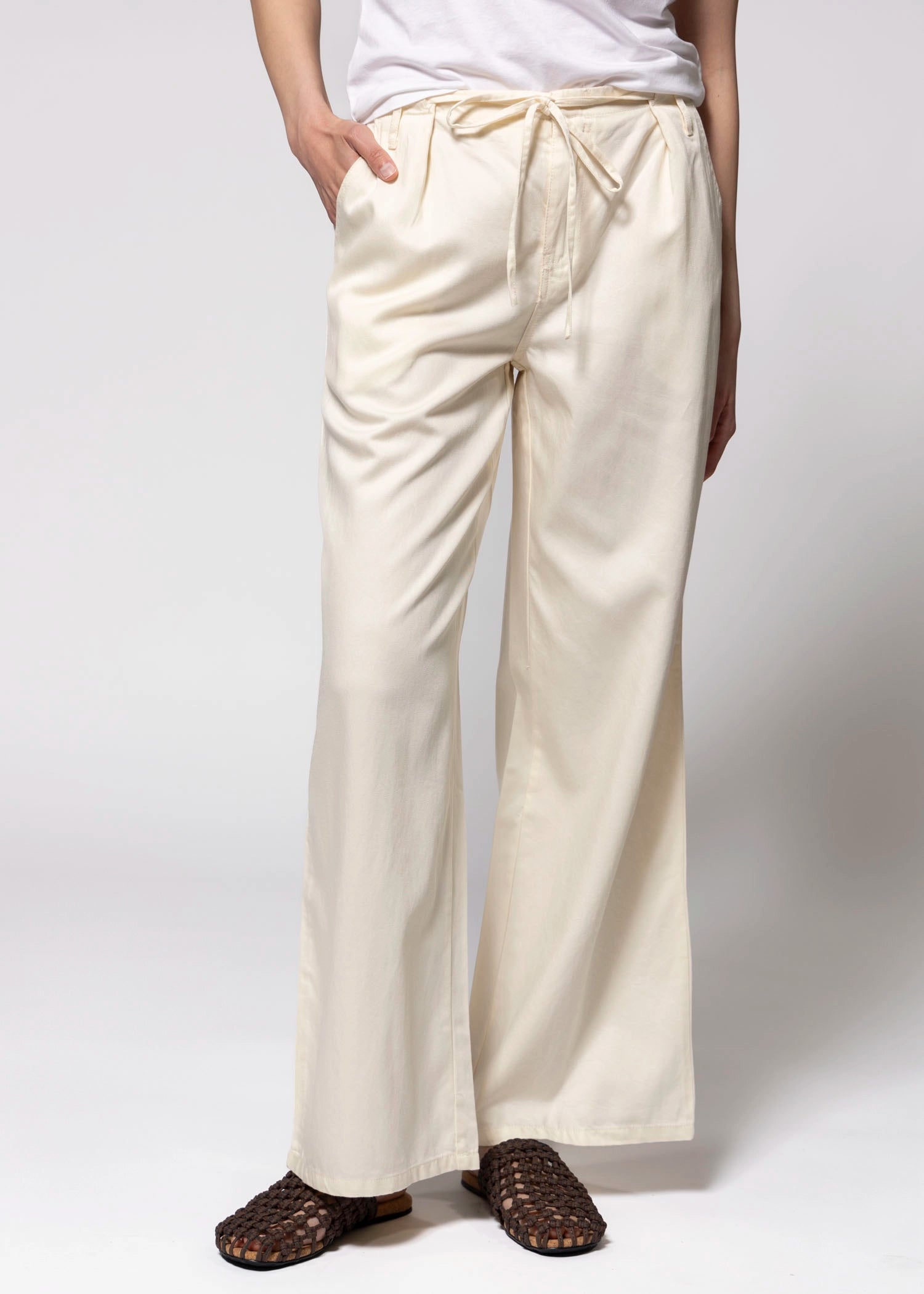 swatch_Ivory low rise drawstring pant