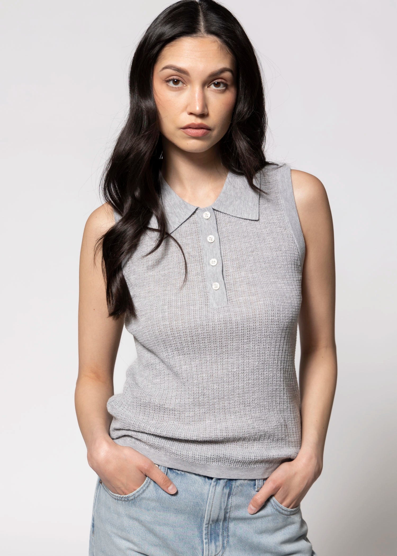 swatch_Heather Grey perfect white tee fran sleeveless polo