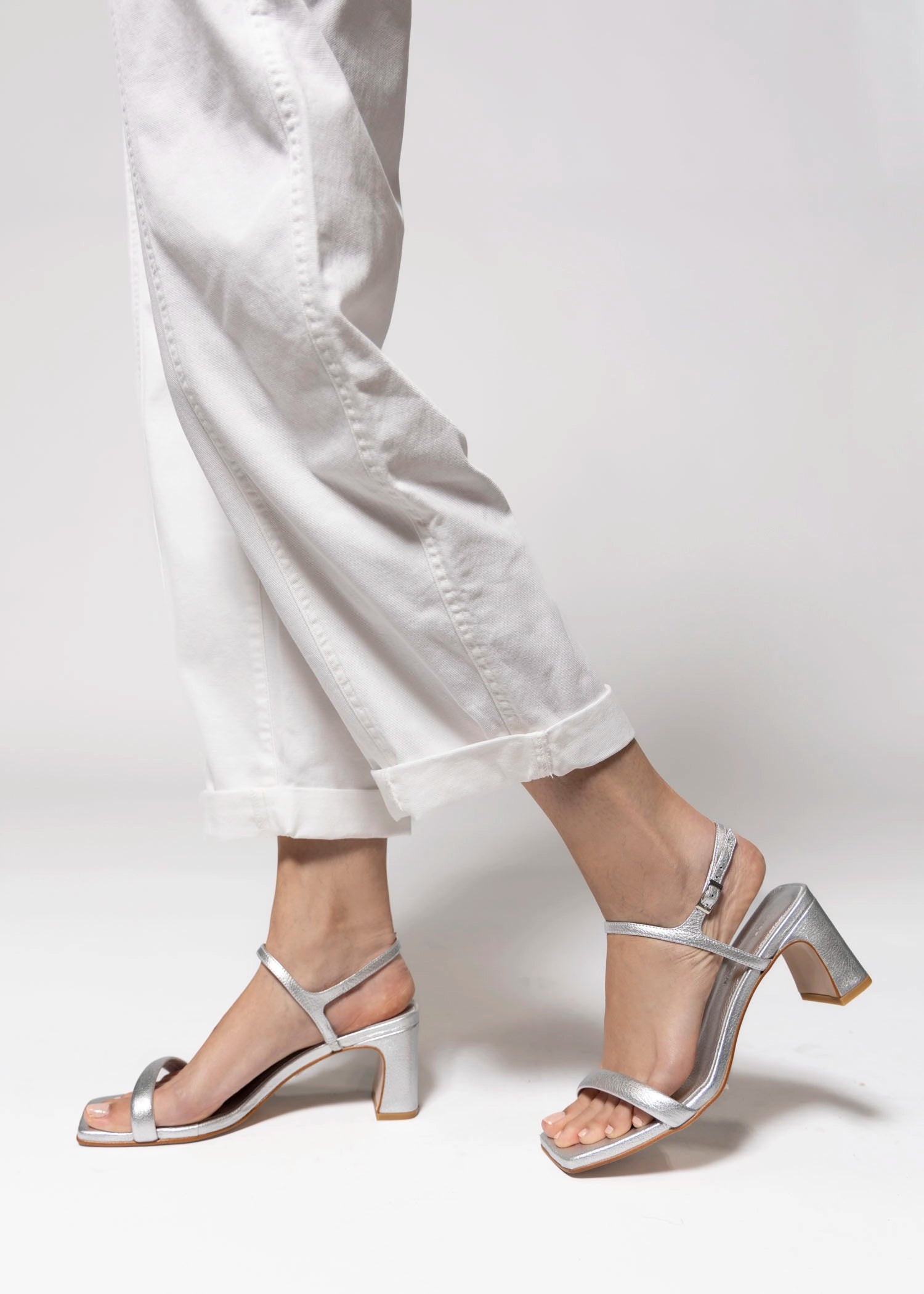 swatch_Silver Leather angel alarcon dominique heeled sandal
