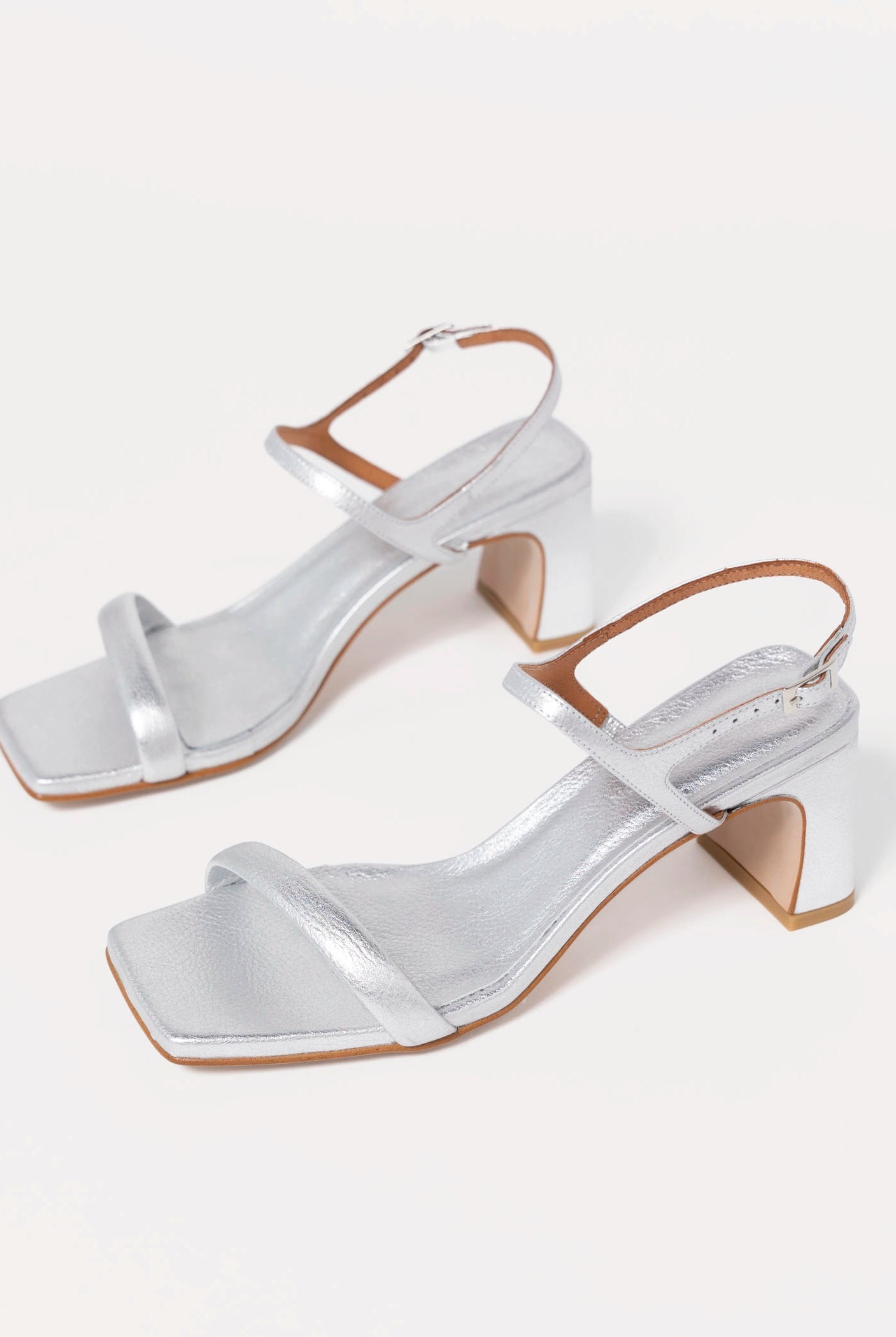swatch_Silver Leather angel alarcon dominique heeled sandal