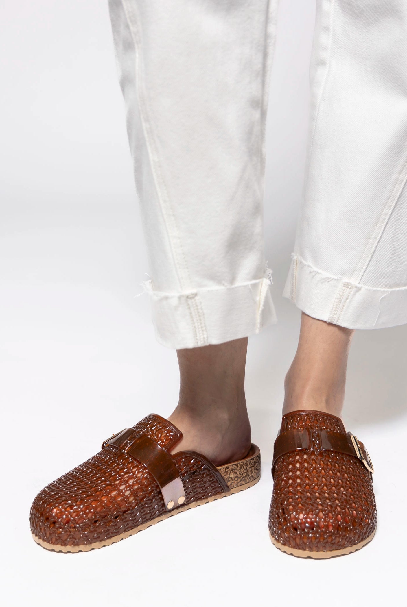 swatch_Mocha intentionally blank seth jelly clog