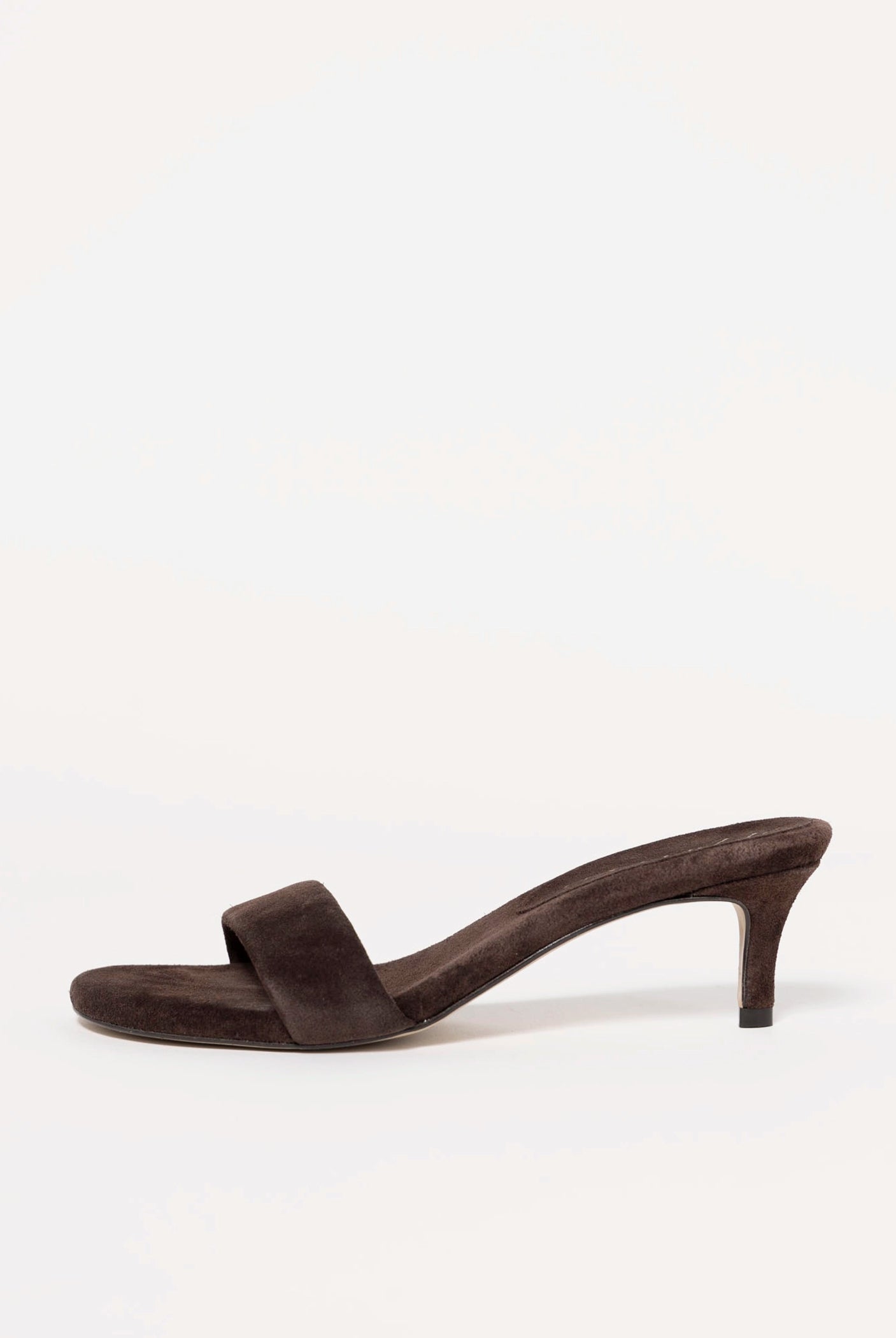 swatch_Chocolate Suede matisse poppy kitten heel sandal