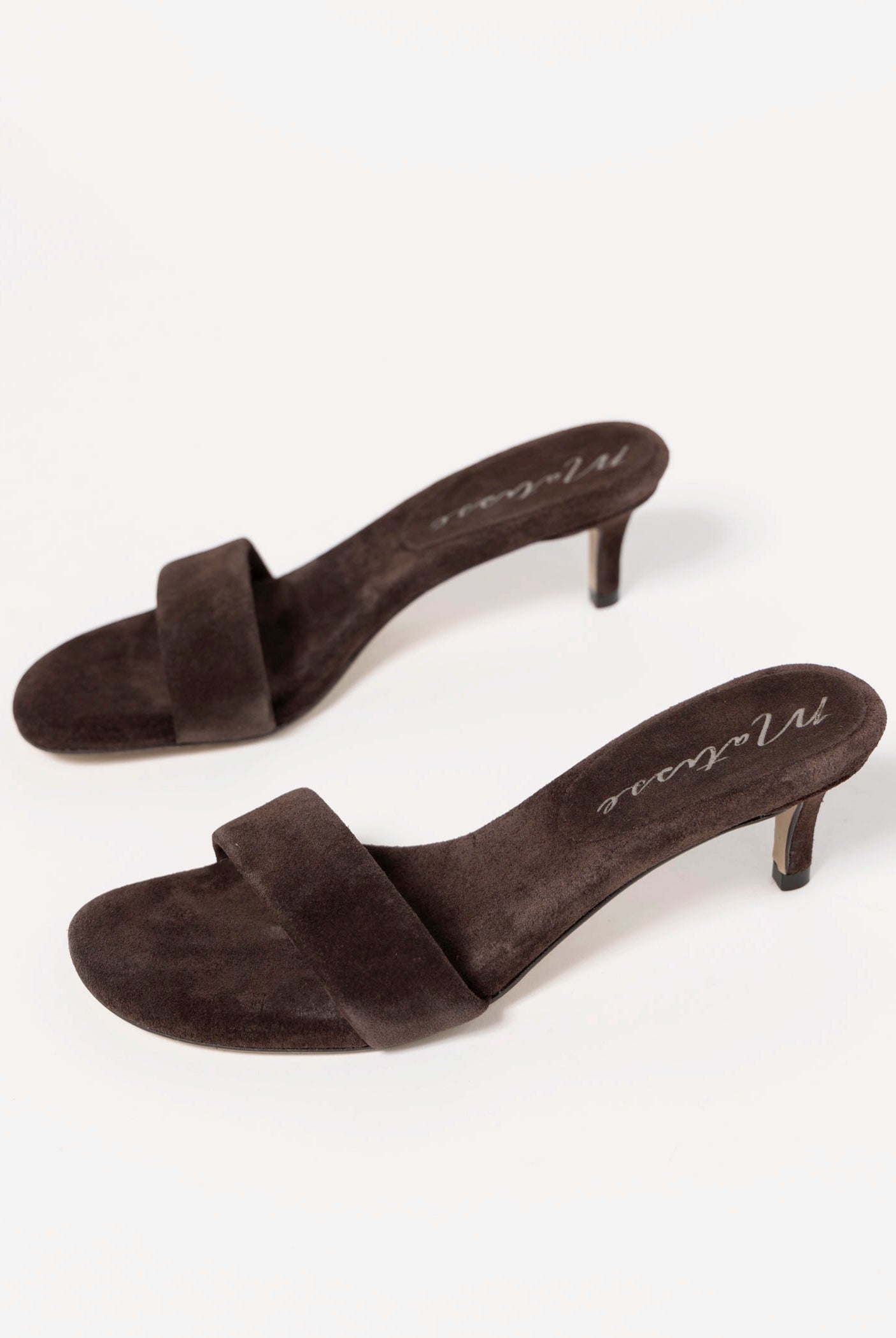 swatch_Chocolate Suede matisse poppy kitten heel sandal