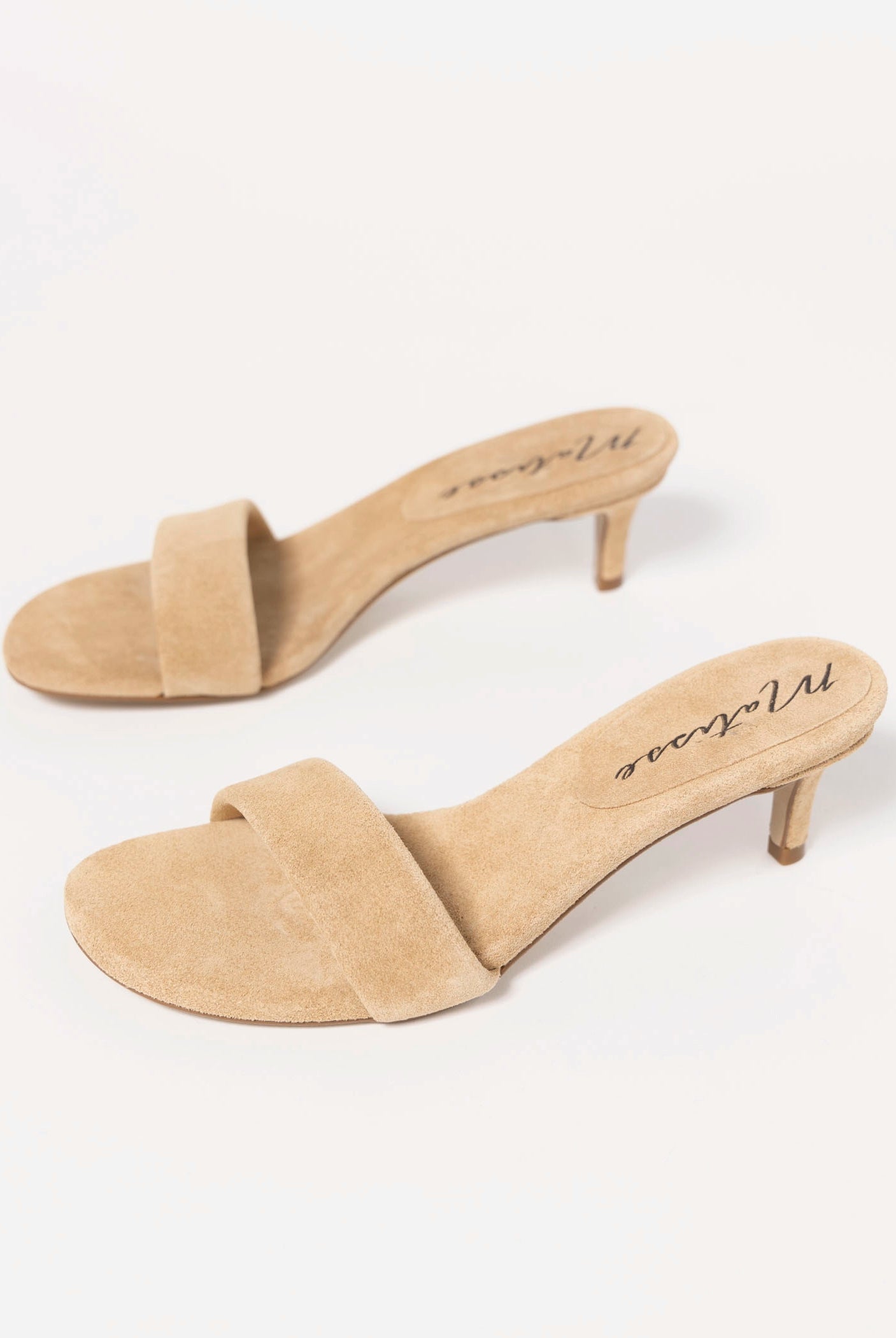 swatch_Natural Suede matisse poppy kitten heel sandal