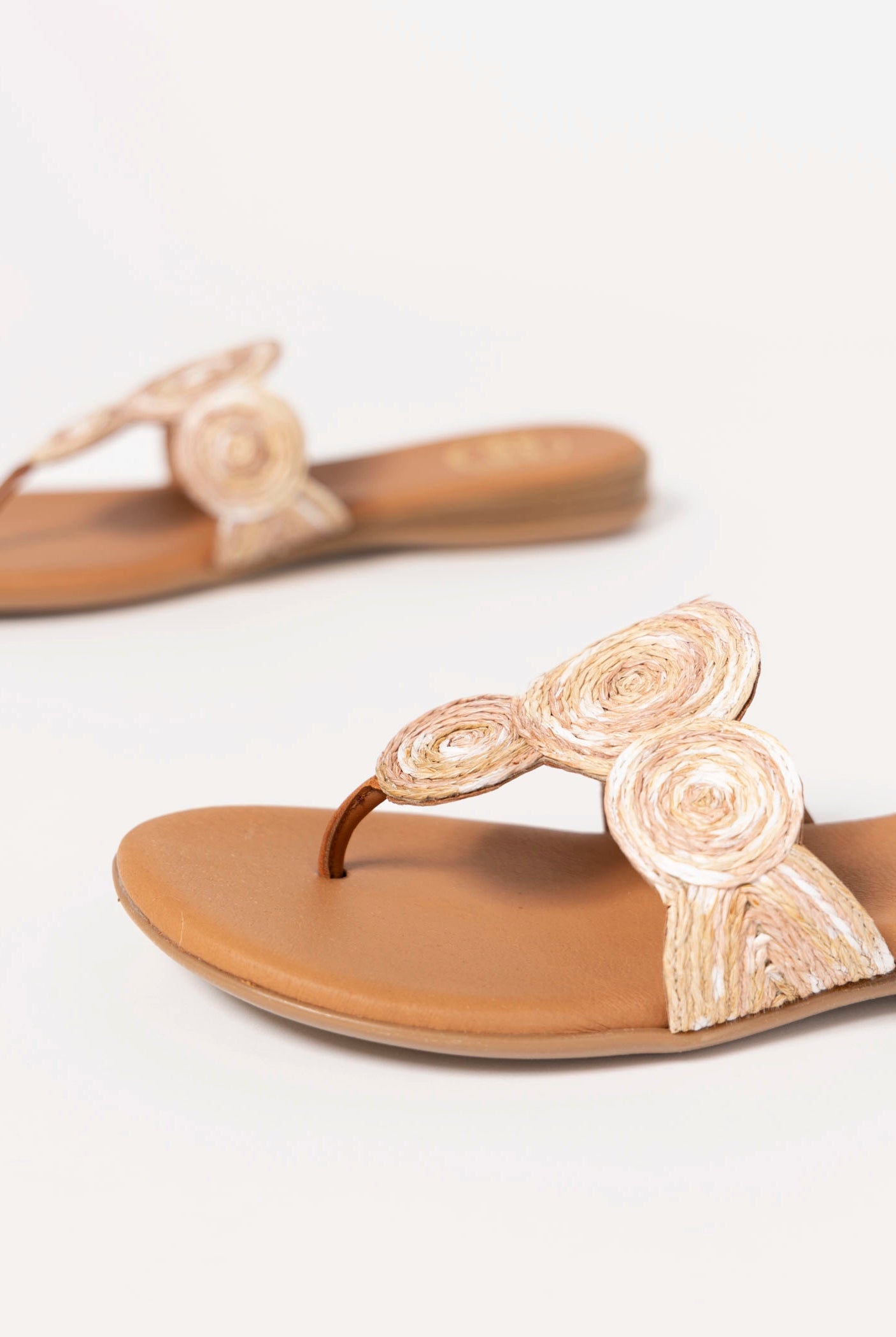 swatch_Cuero Multi andre assous nikky thong sandal