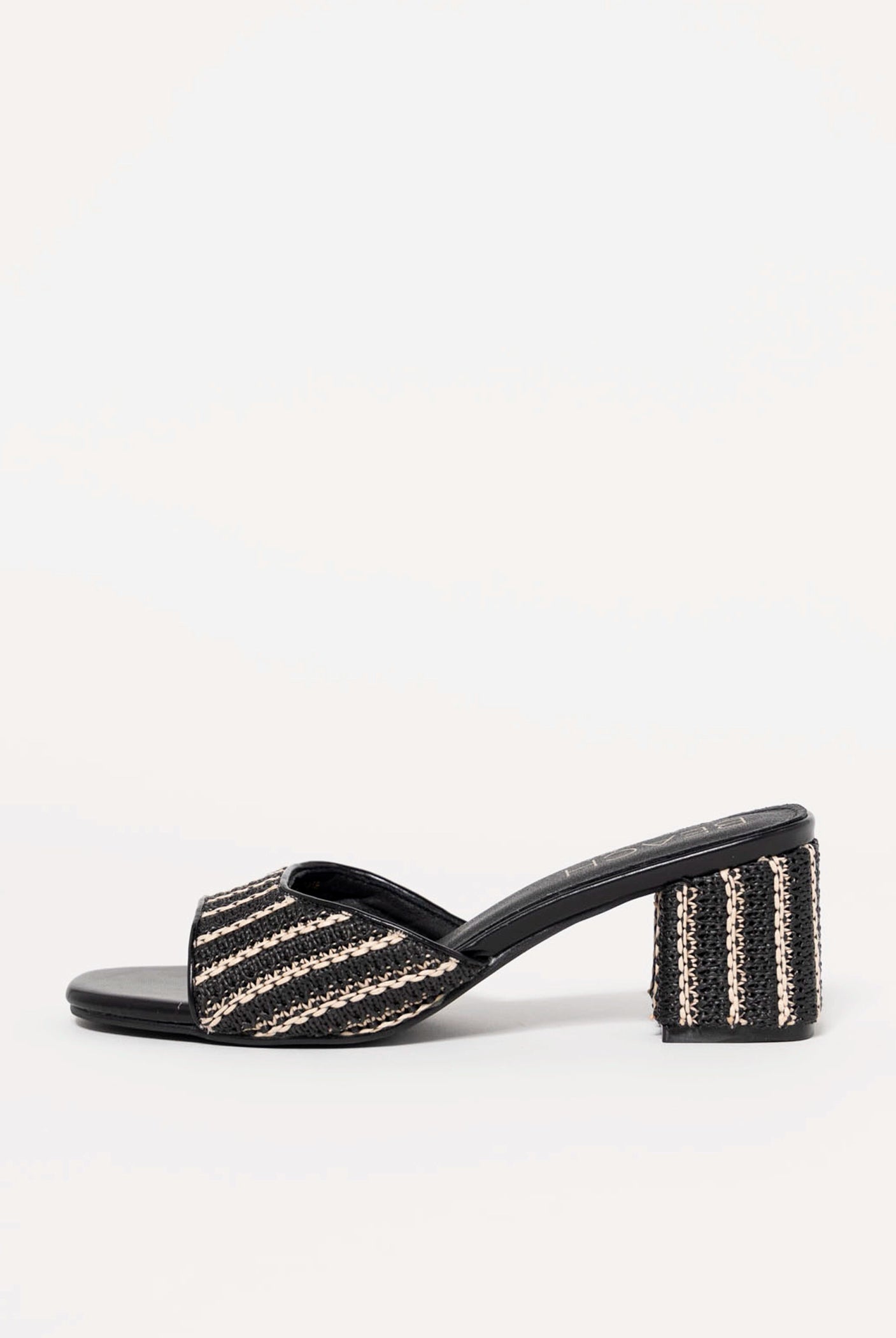 swatch_Black Raffia coconuts birdie heeled sandal
