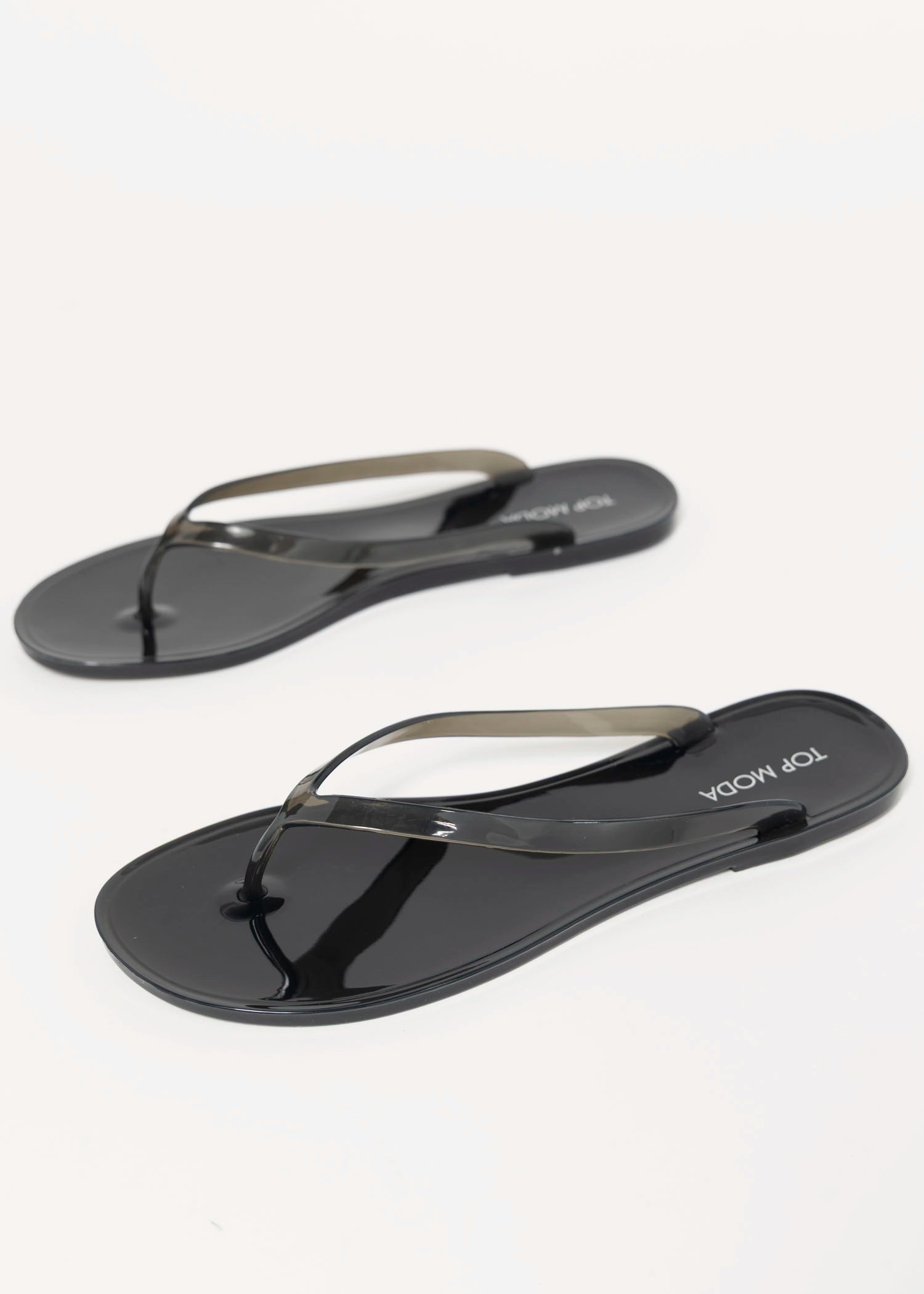 swatch_Black kate jelly flip flop thong sandal