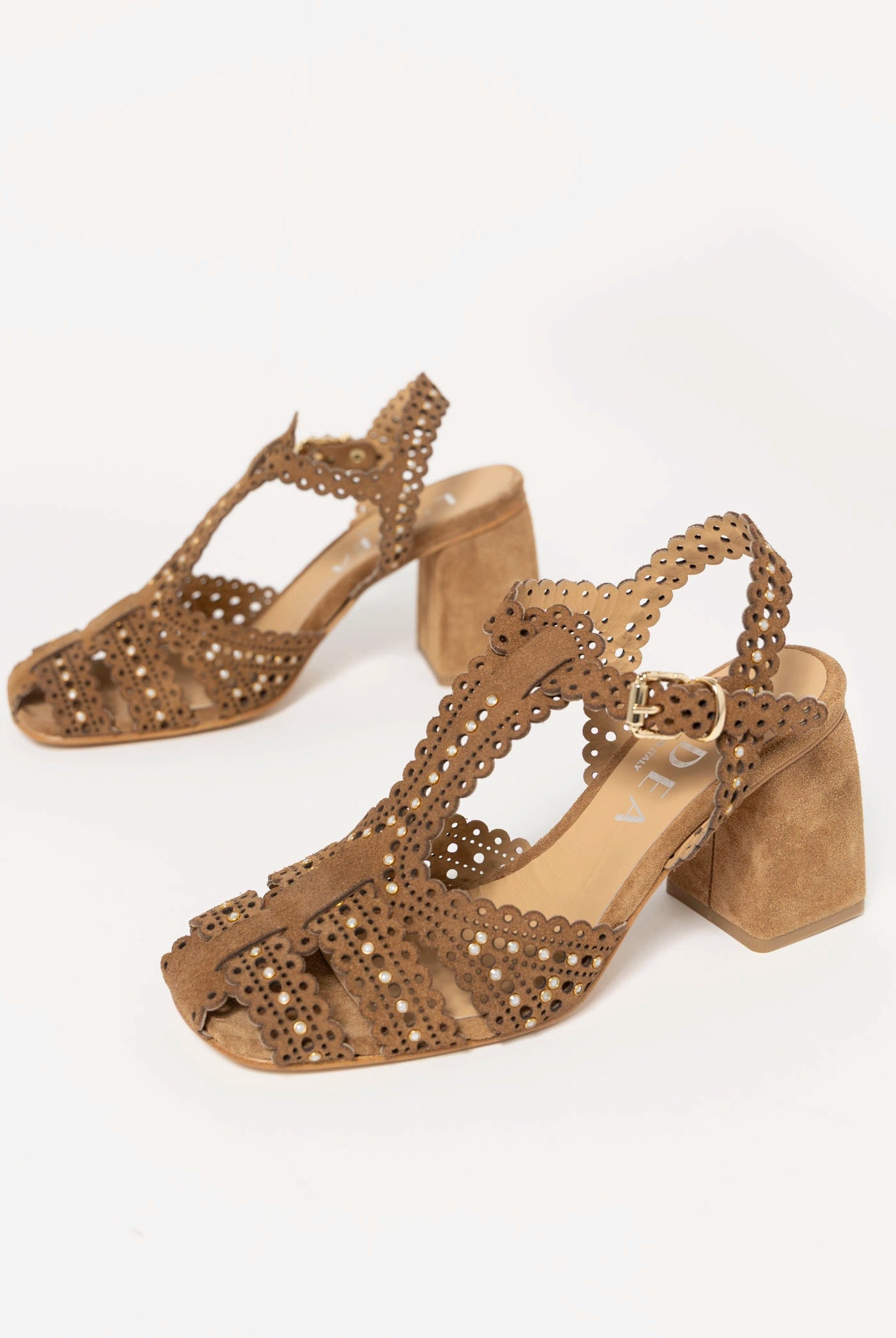 swatch_Tan Leather heeled fisherman sandal
