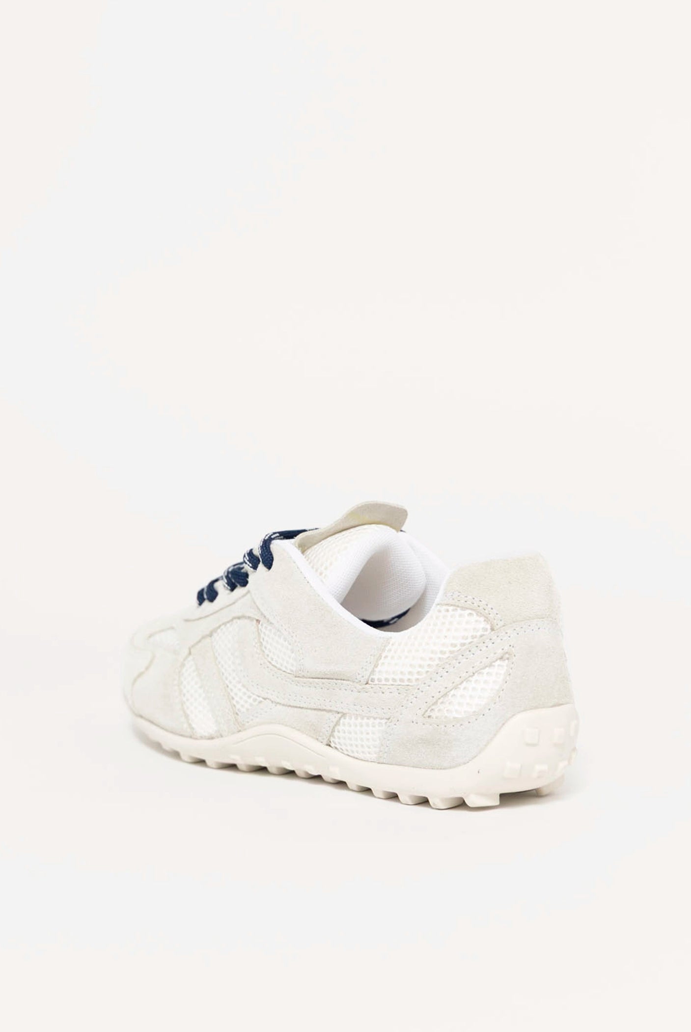 swatch_Ice Suede l'idea suede sneaker