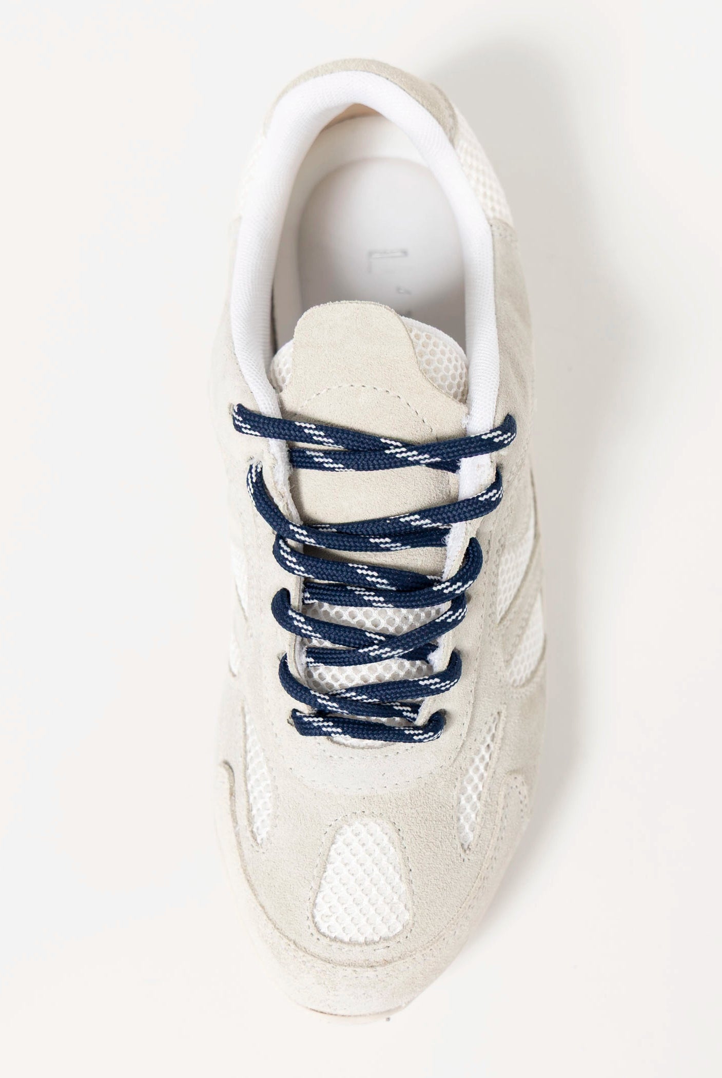 swatch_Ice Suede l'idea suede sneaker