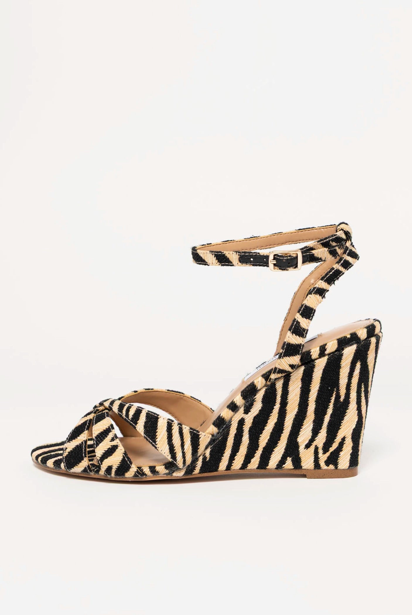 swatch_Zebra steve madden harbor raffia wedge