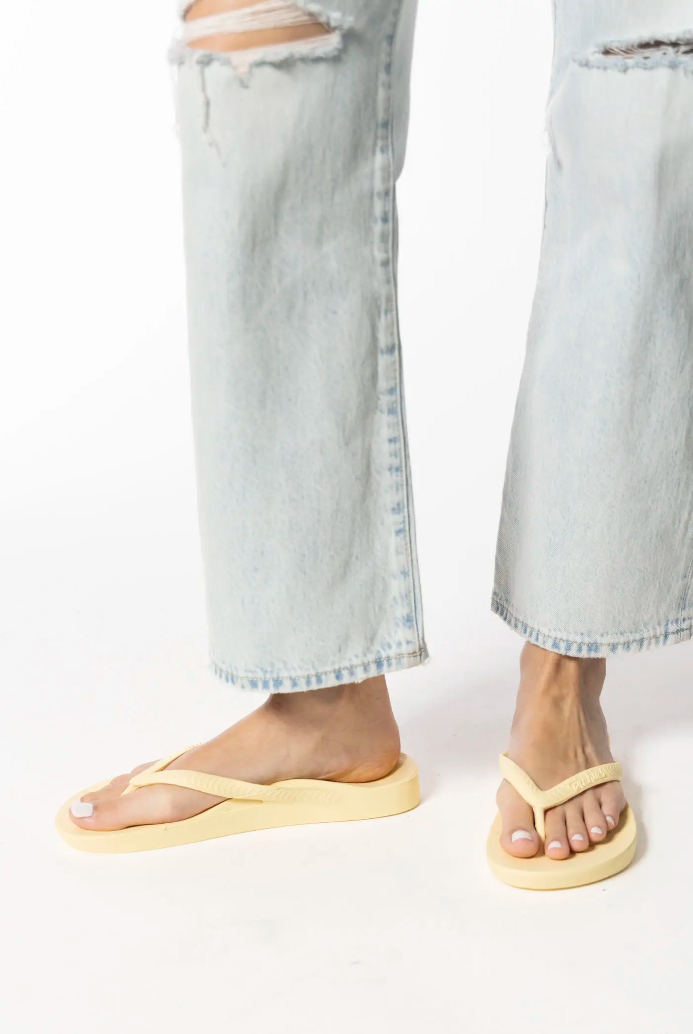 swatch_lemon arch support flip flop flat sandals