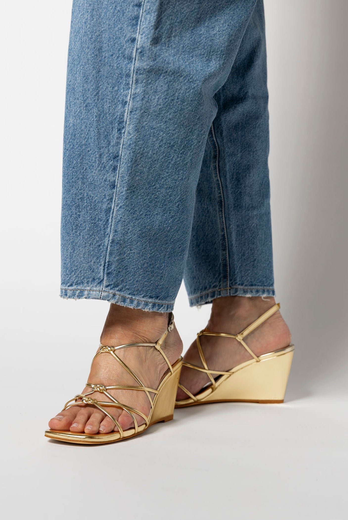 swatch_platino socialz wedge sandal heels