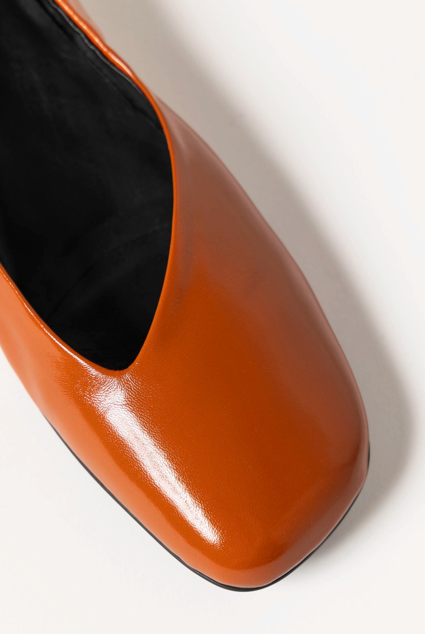 swatch_orange patent xena flat