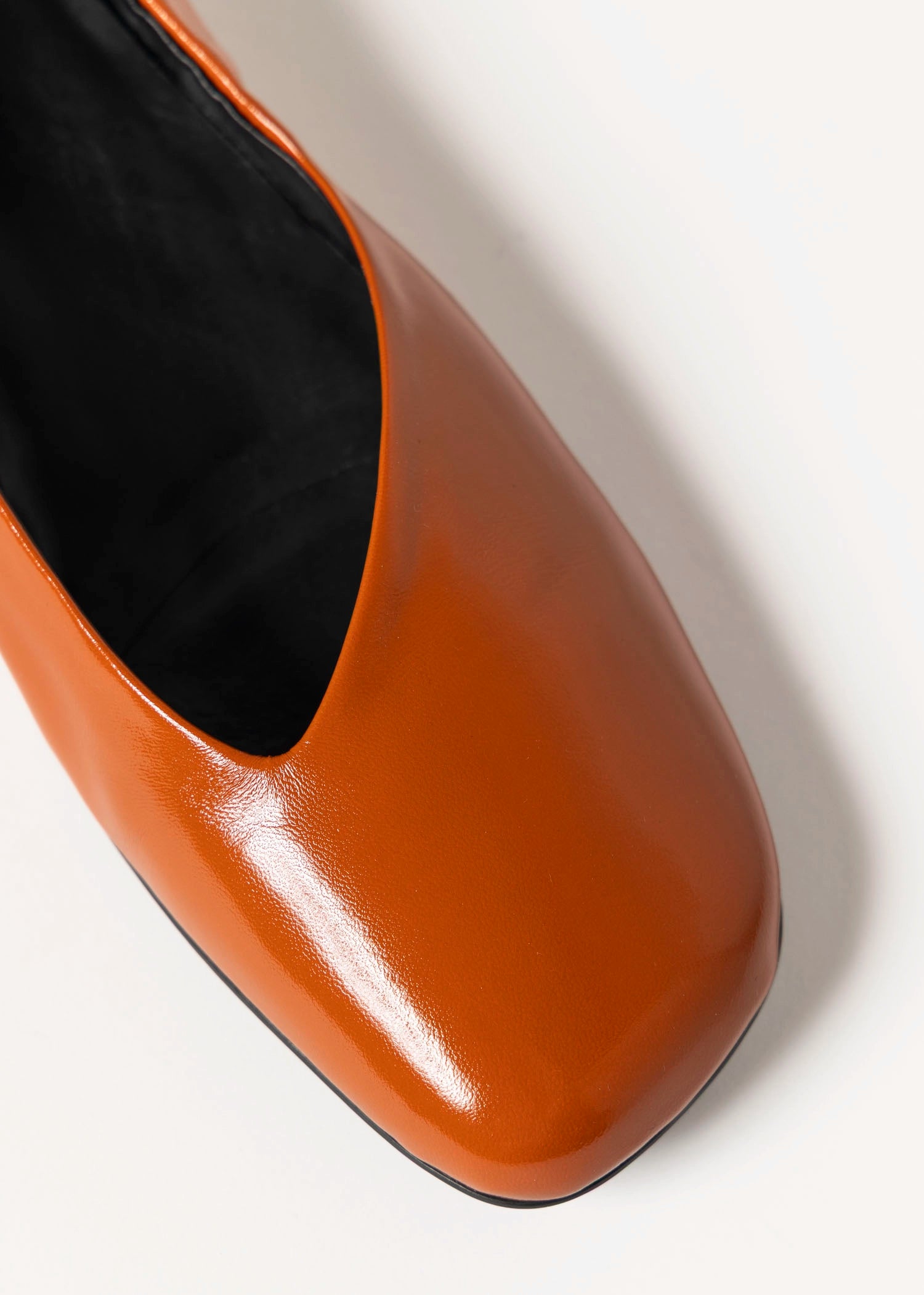 swatch_orange patent xena flat