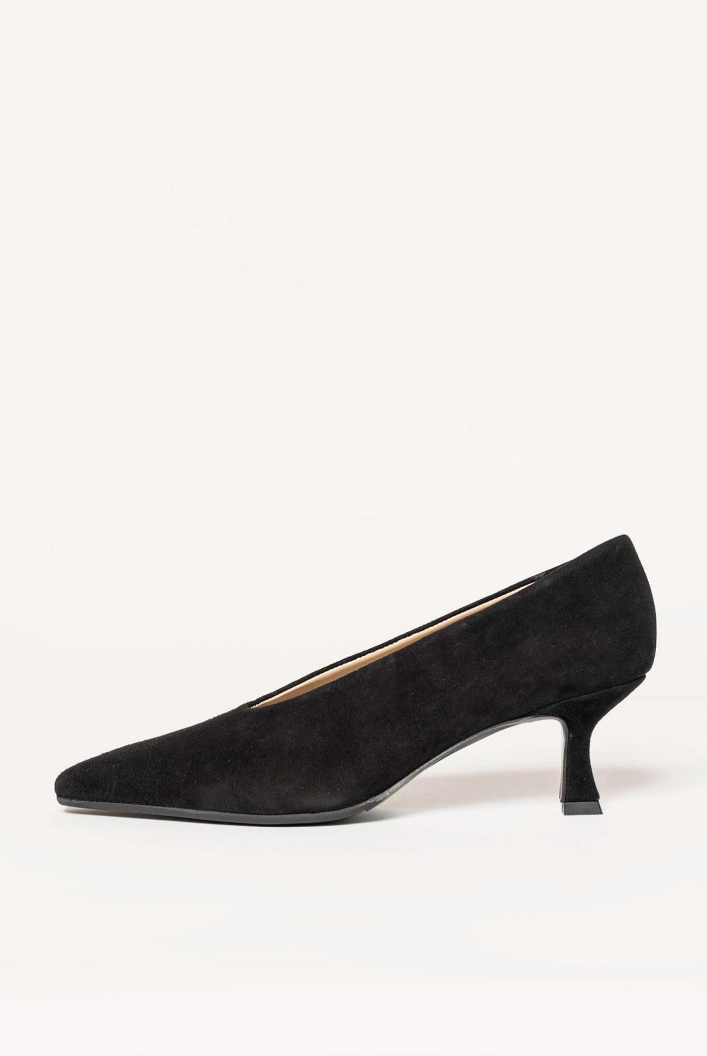 swatch_Black Suede pump