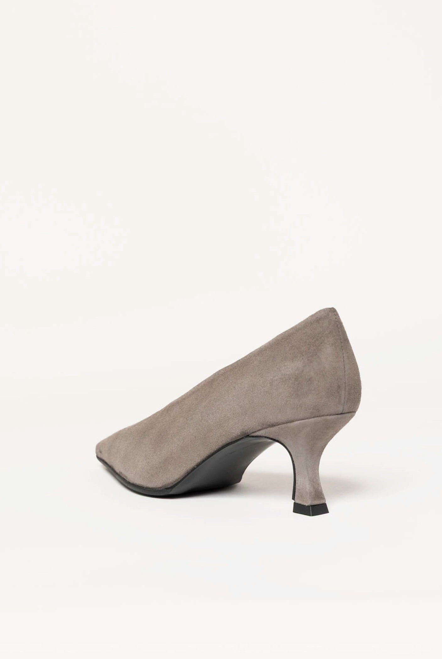 swatch_Grey Suede pump