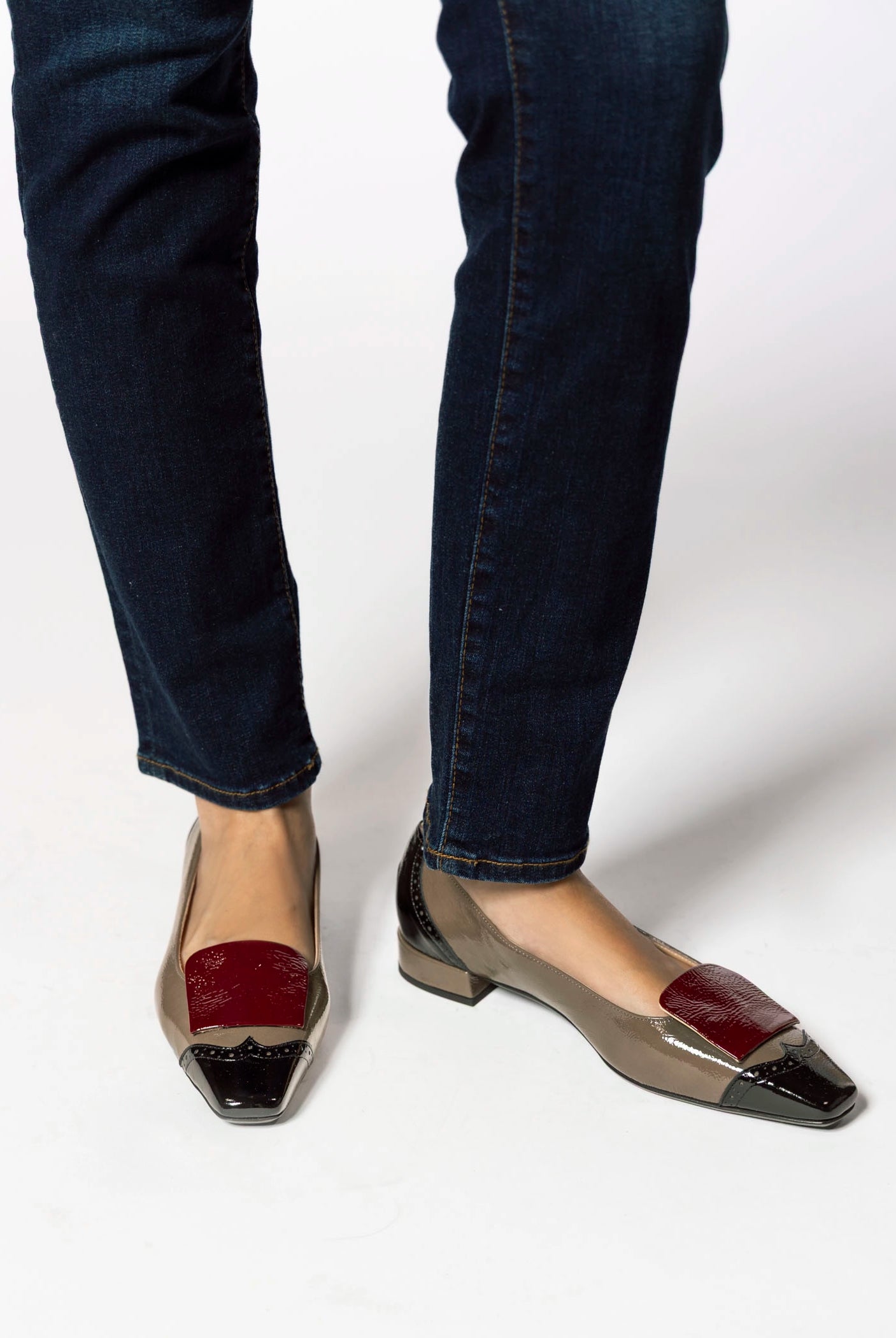 swatch_Taupe Multi spectator flat