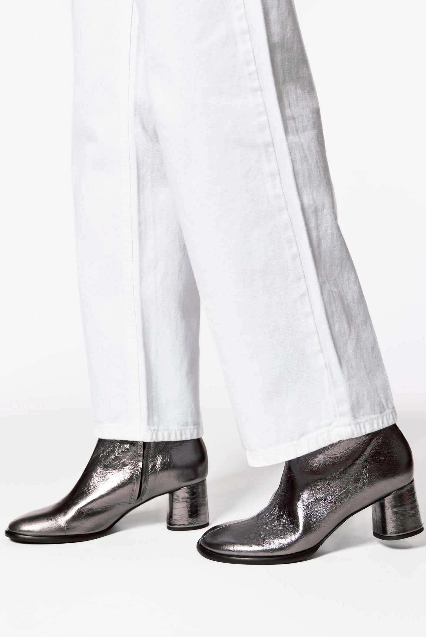 swatch_Steel Leather ankle boot