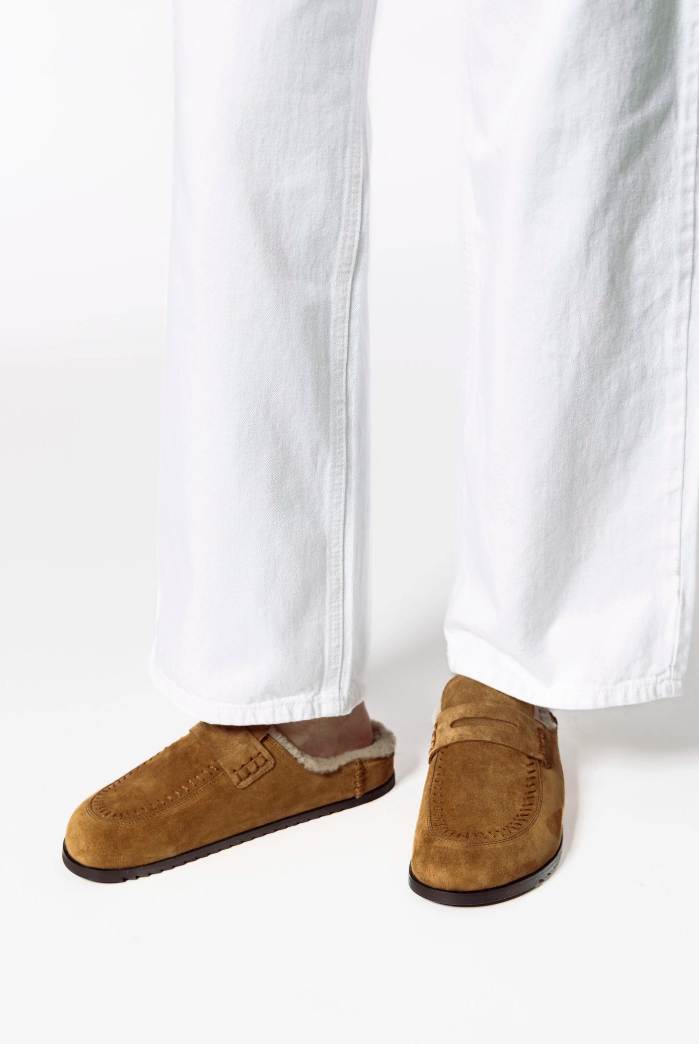 swatch_Sigaro Suede shearling lined clog shoes