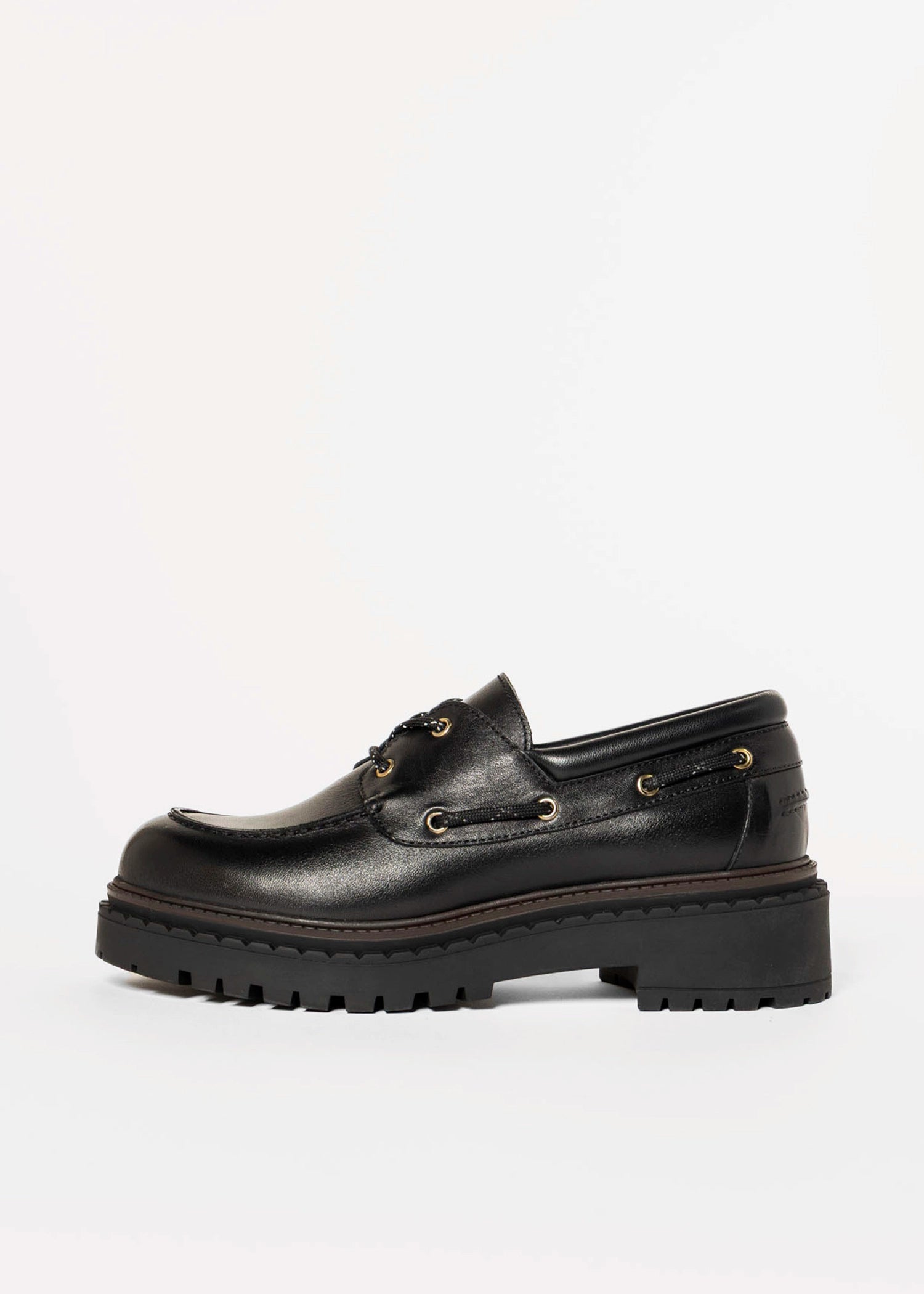 swatch_Black Leather lug sole boat shoe shoes