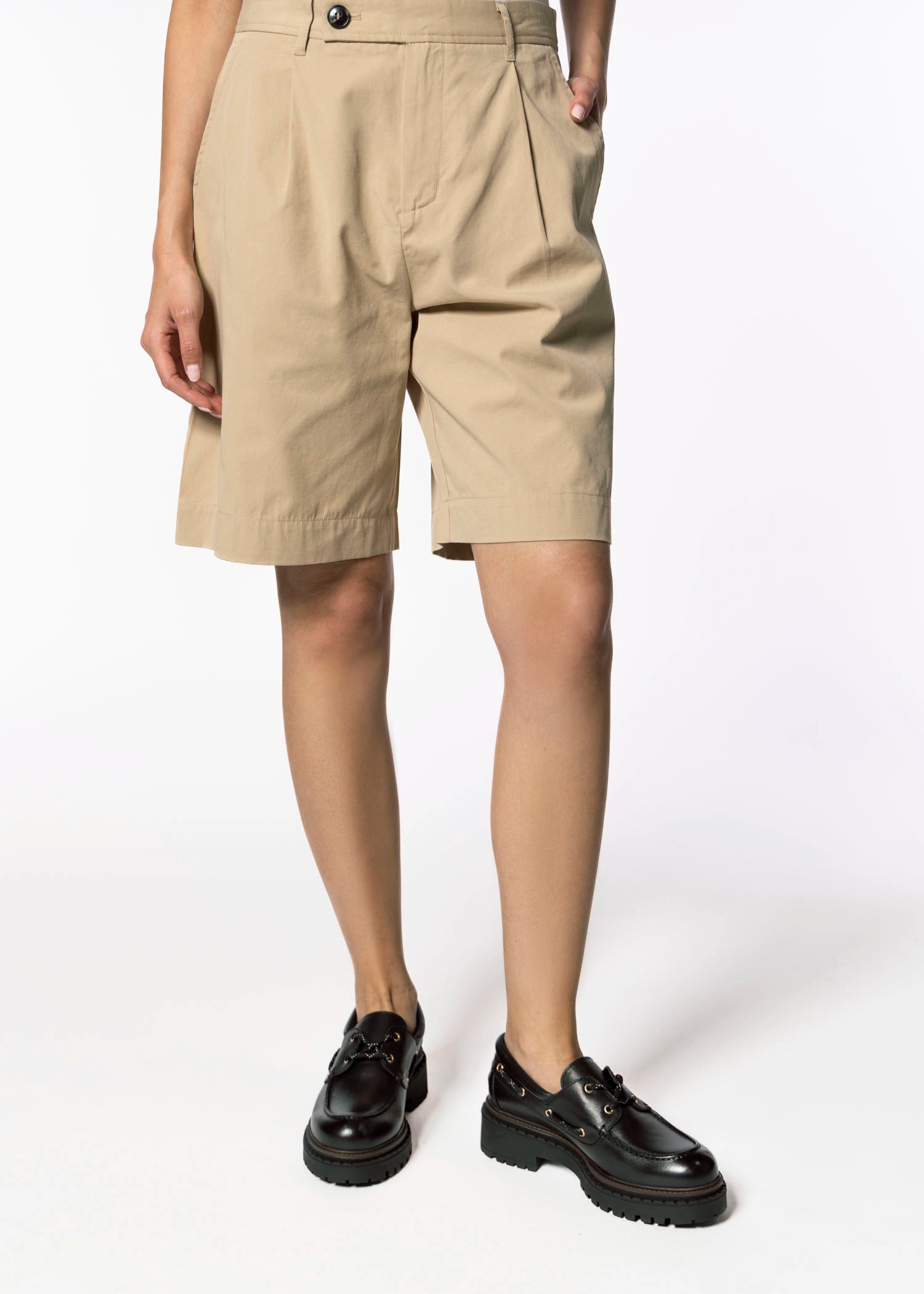 swatch_Black Leather lug sole boat shoe shoes