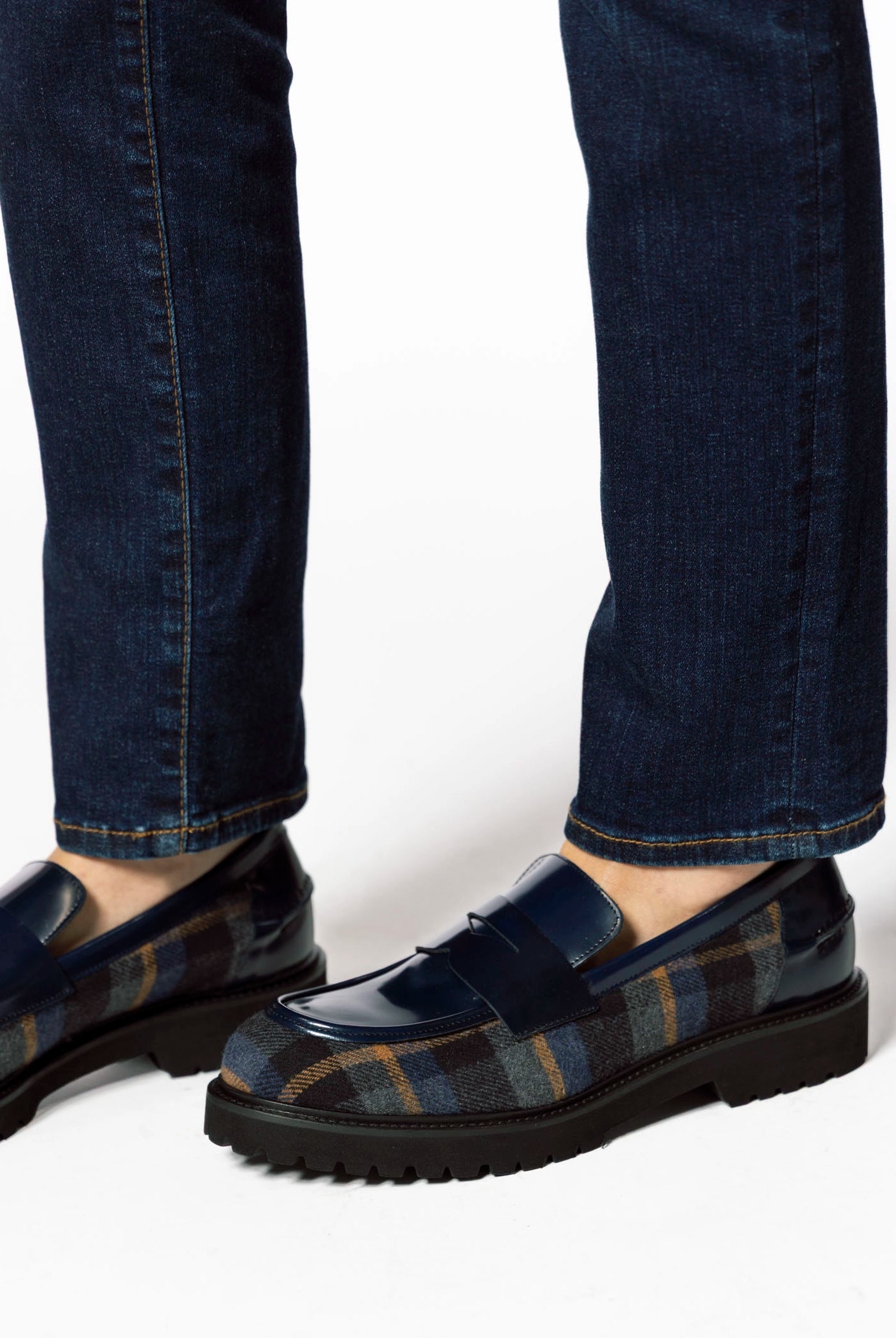 swatch_Navy Leather classic penny loafer