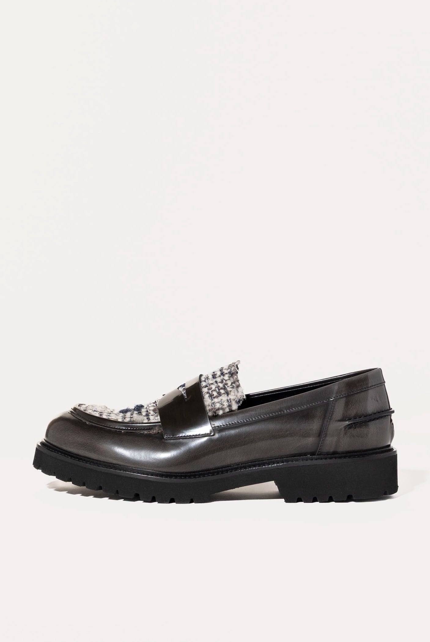 swatch_Grey Leather classic penny loafer