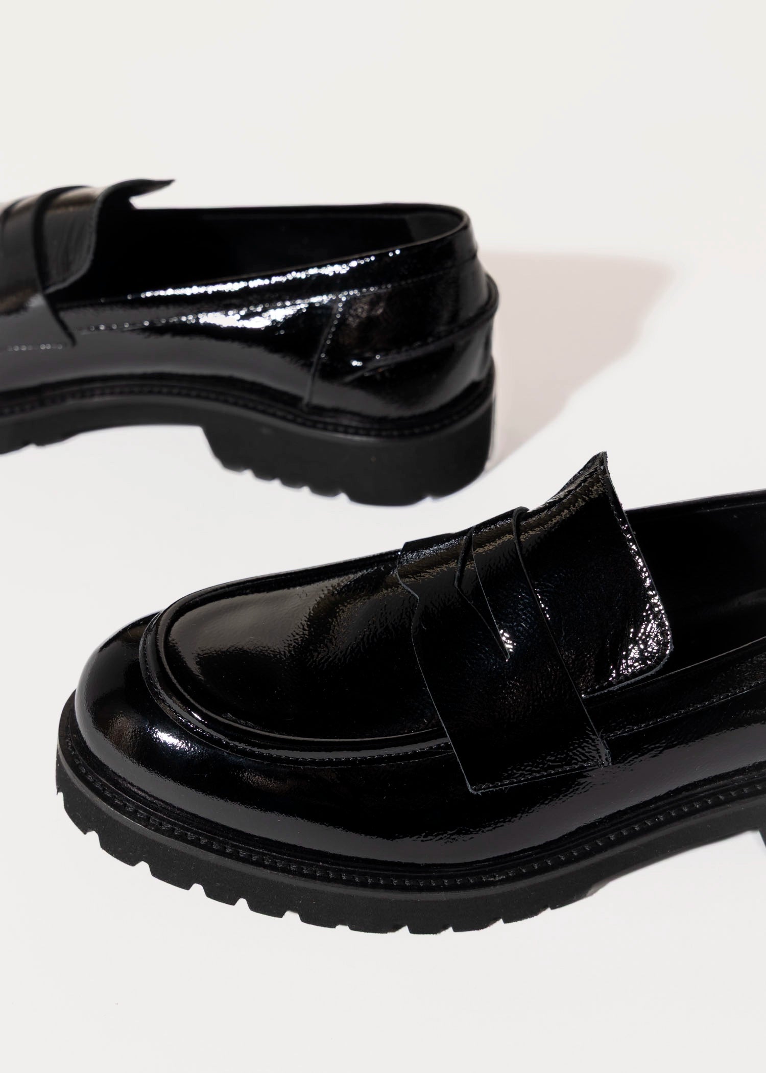 swatch_Black Patent classic penny loafer