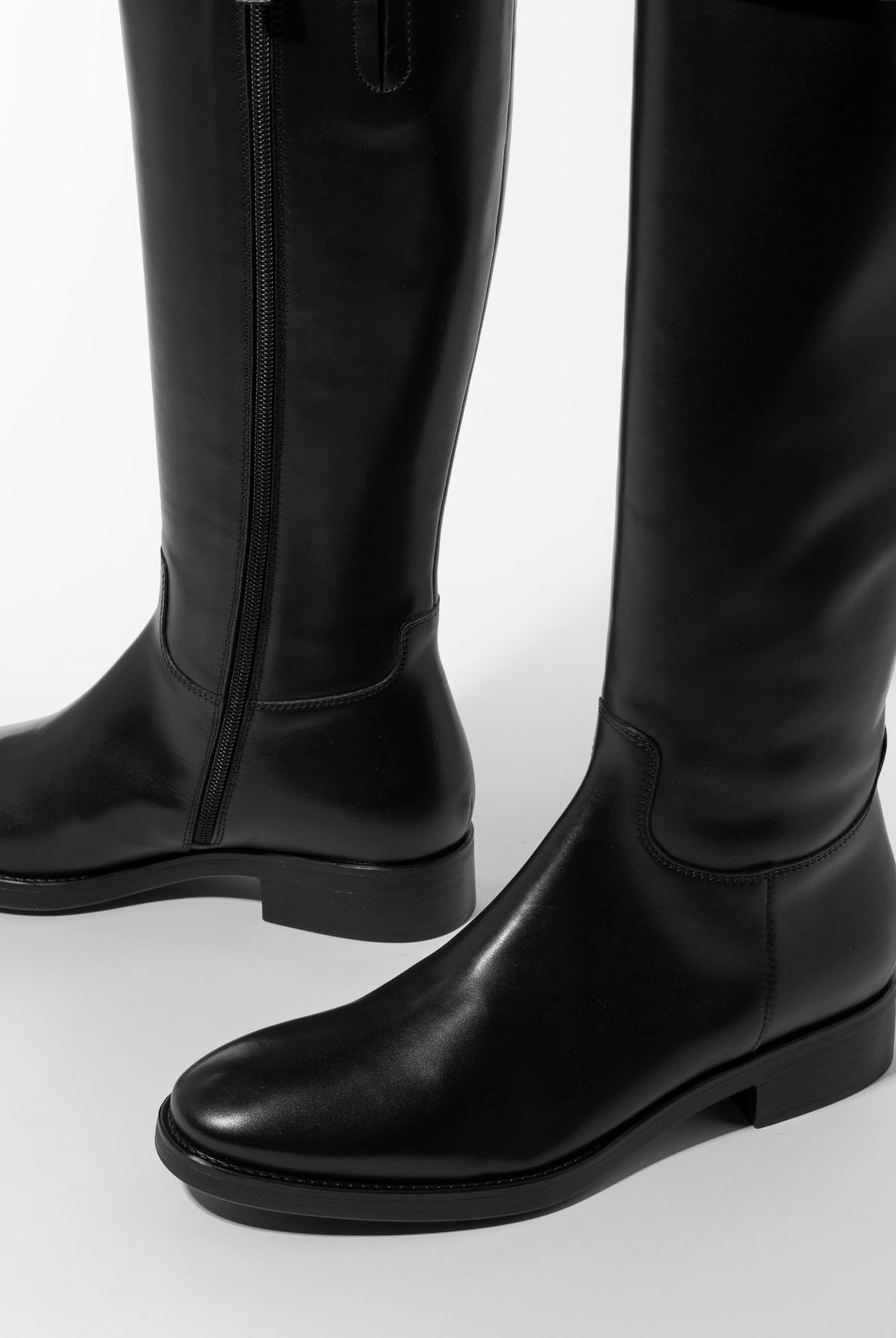 swatch_black leather classic riding boot boots