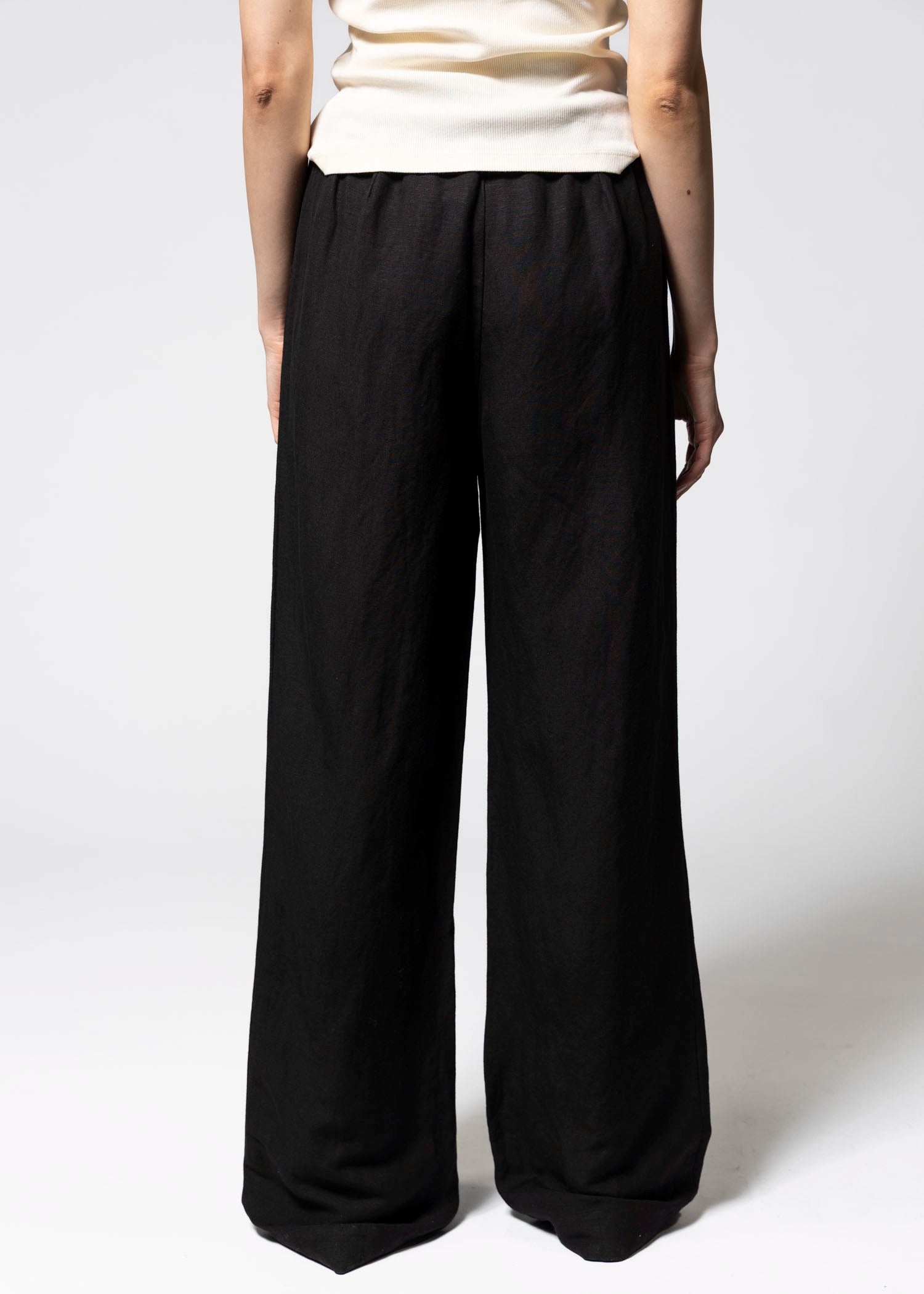 swatch_Black sanctuary shoreline linen pant