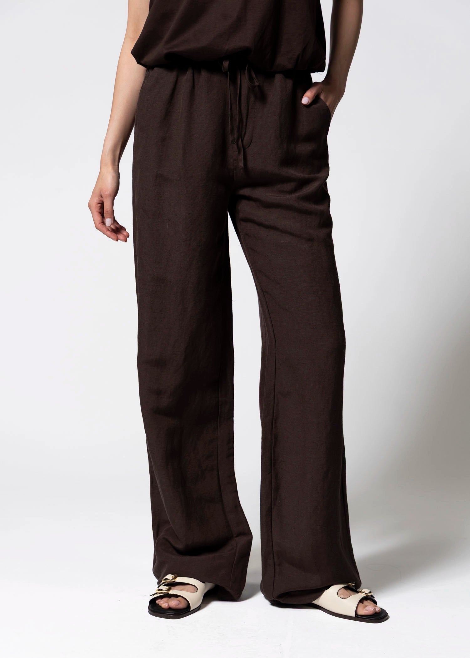 swatch_Brown sanctuary shoreline linen pant