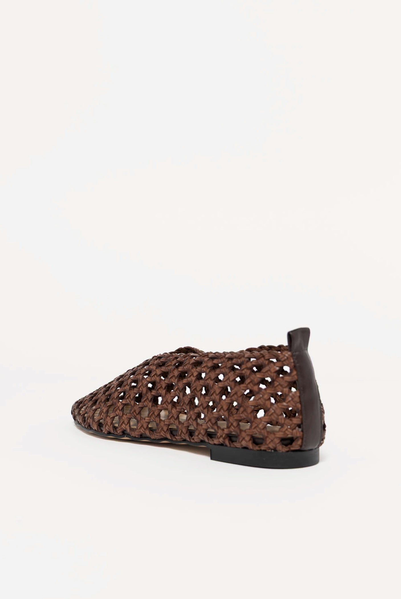 swatch_Chocolate Leather tony bianco Cheeky woven flat