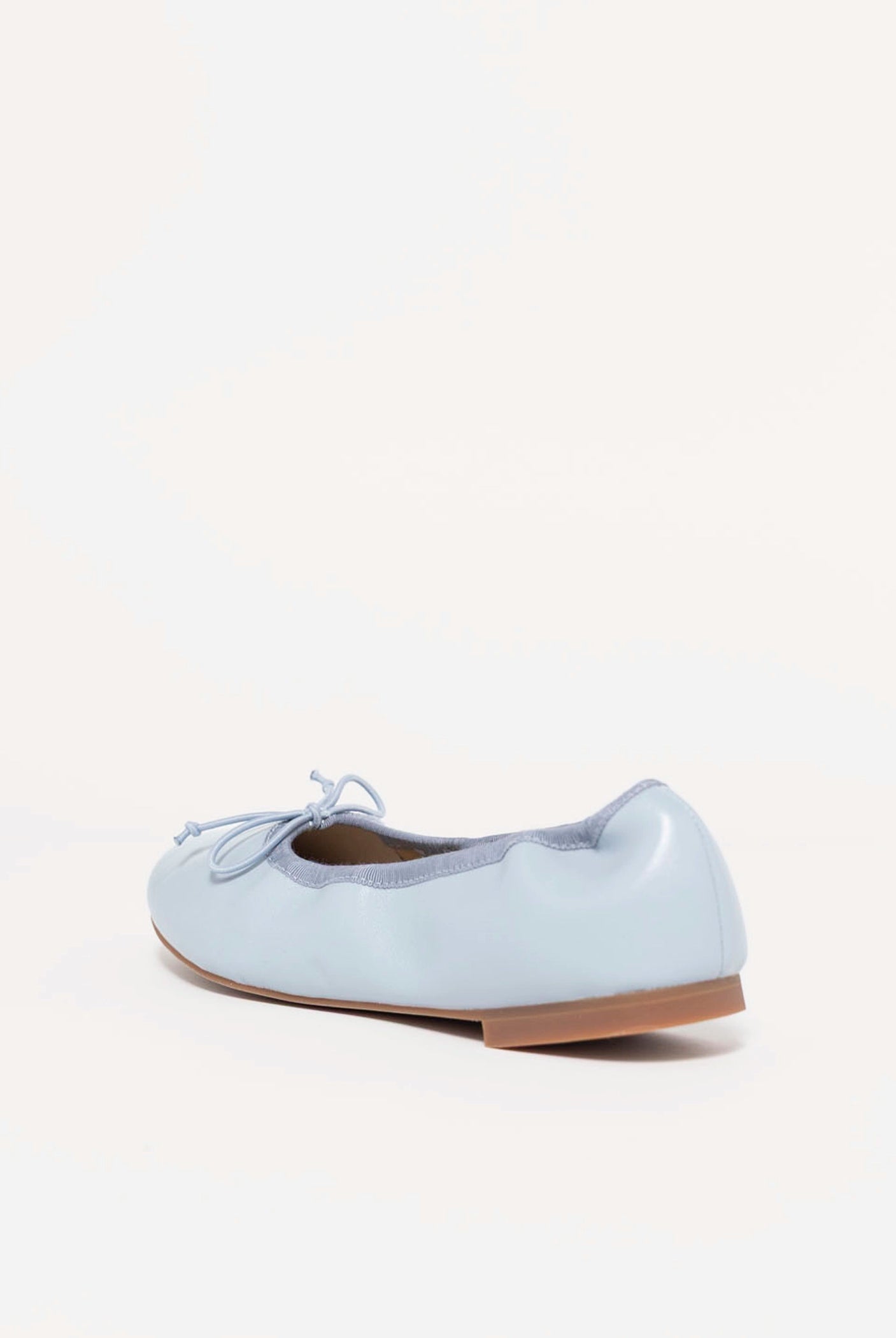 swatch_Sky Leather tony bianco chelsea ballet flat