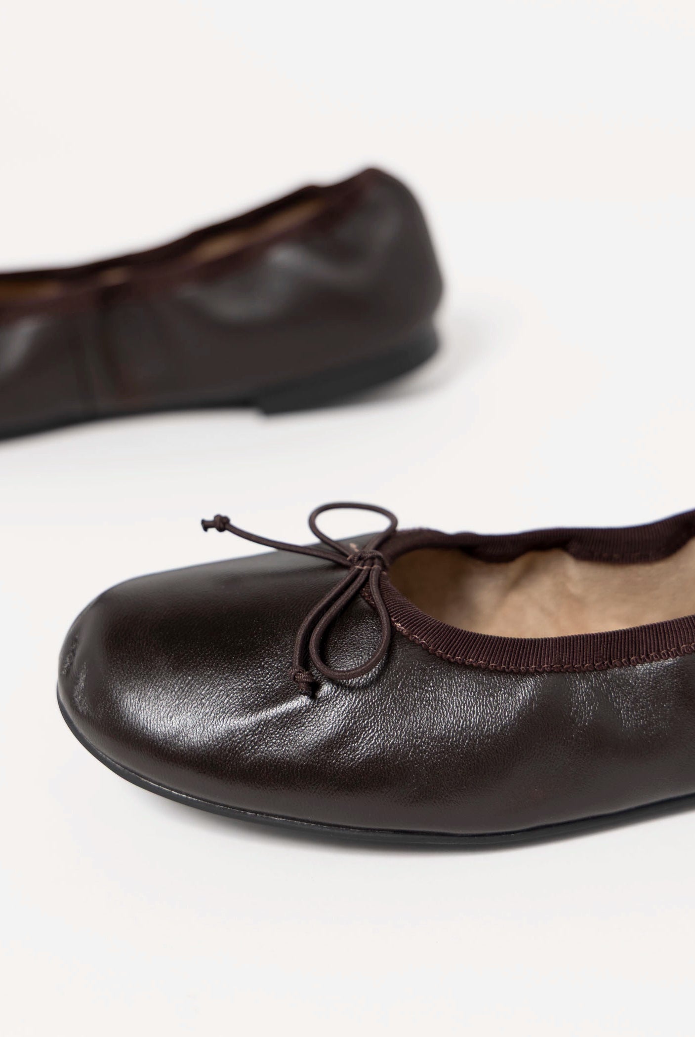 swatch_Chocolate Leather tony bianco chelsea ballet flat