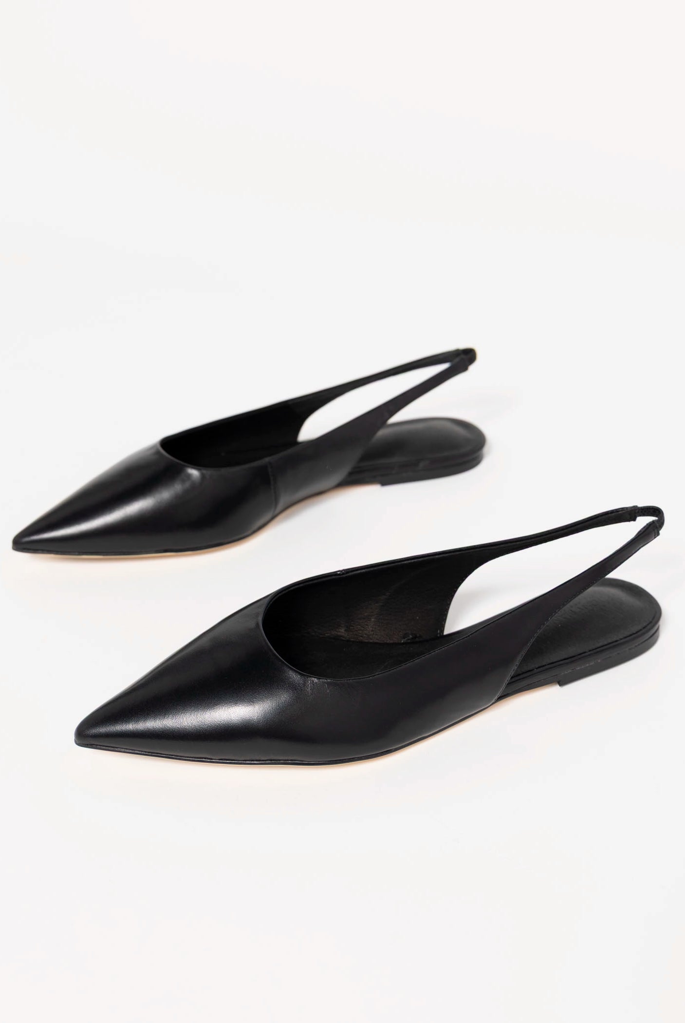swatch_Black Leather tony bianco javier slingback flat