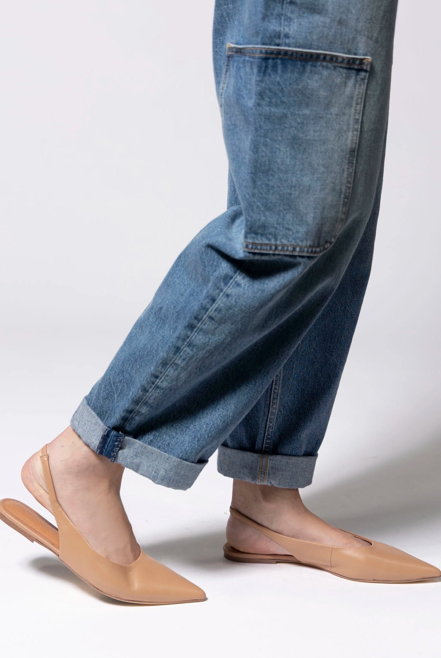 swatch_Peru Leather tony bianco javier slingback flat