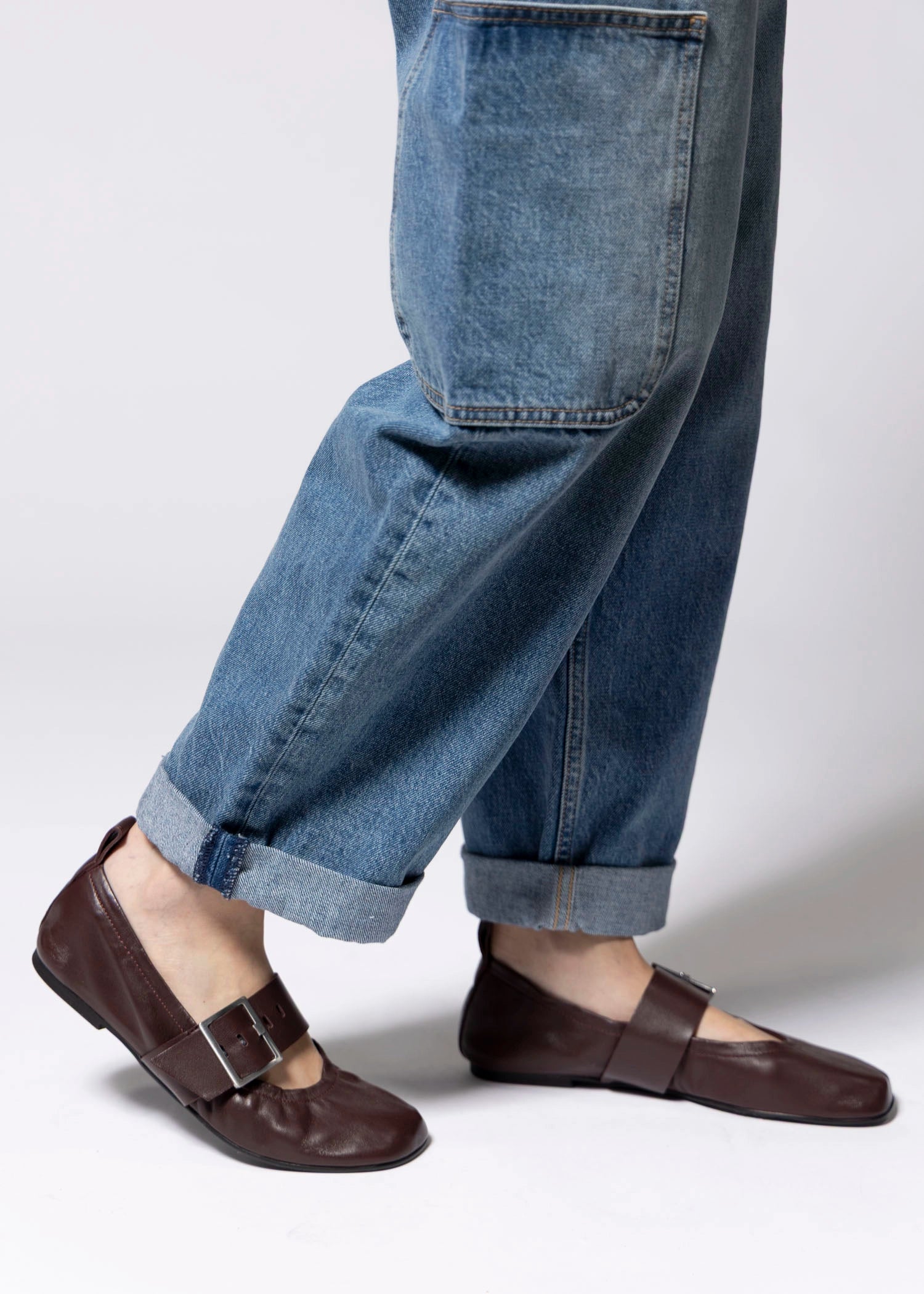 swatch_Burgundy Leather alohas sarea ballet flat mary jane