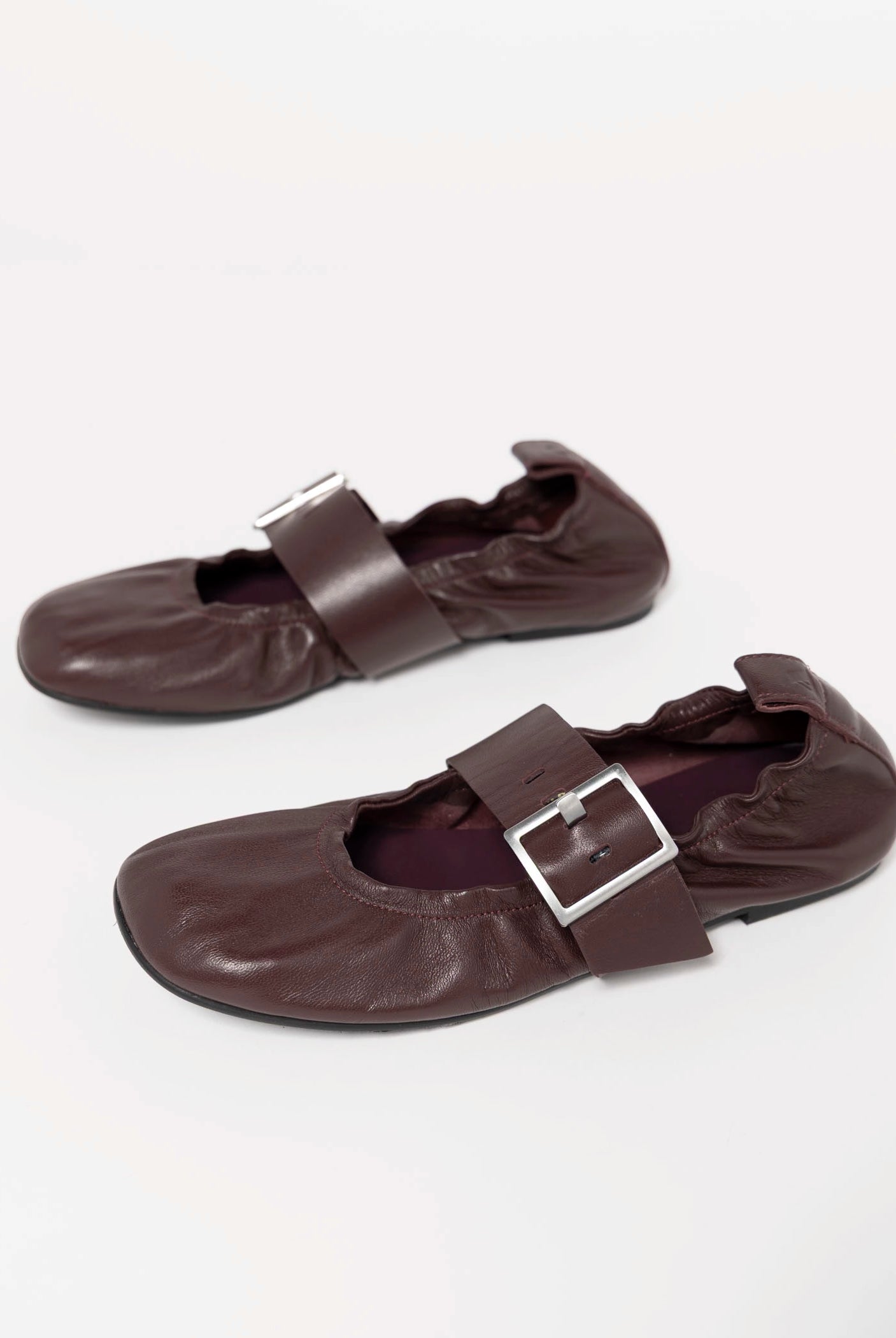 swatch_Burgundy Leather alohas sarea ballet flat mary jane