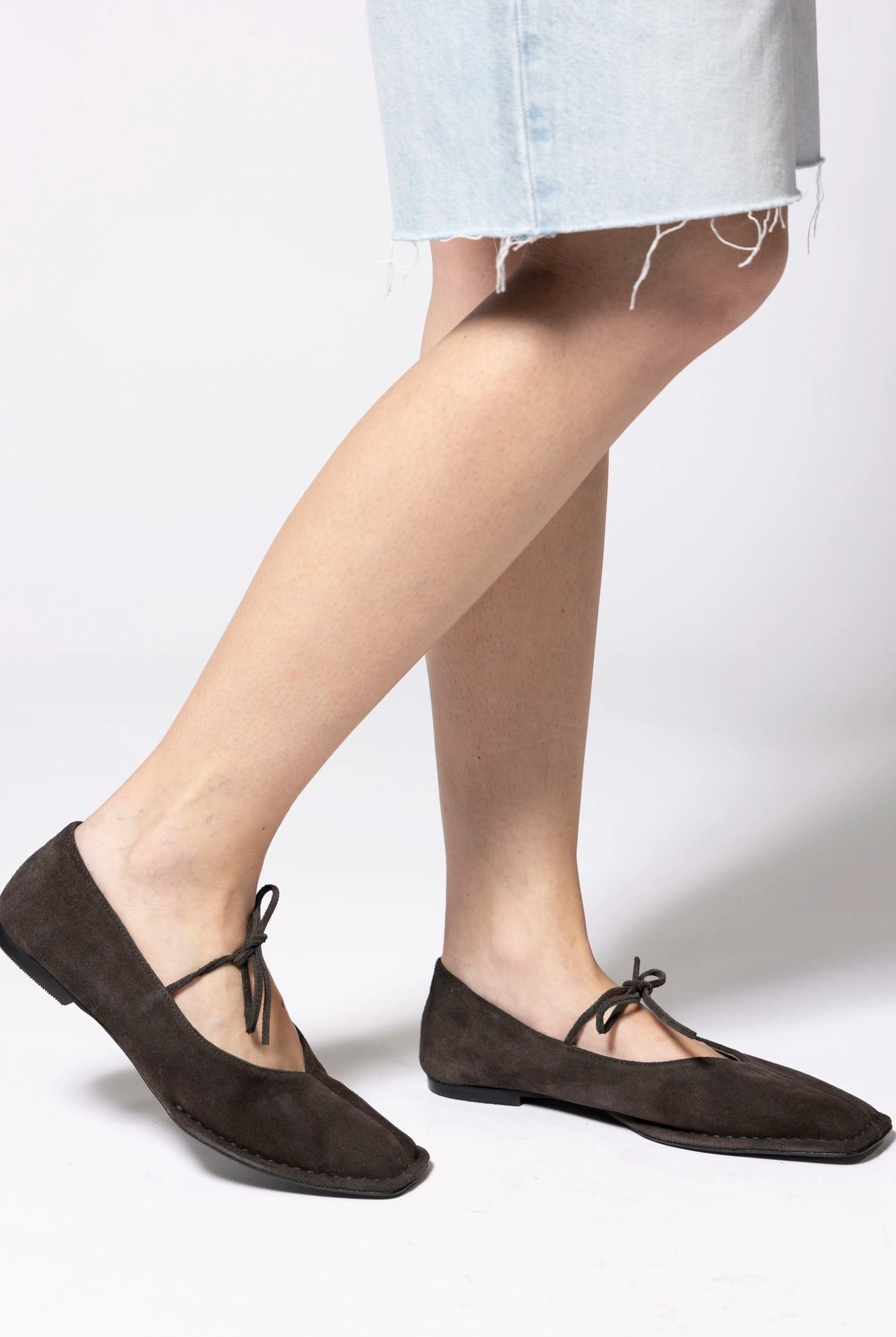 swatch_Coffee Suede alohas sway ballet flat