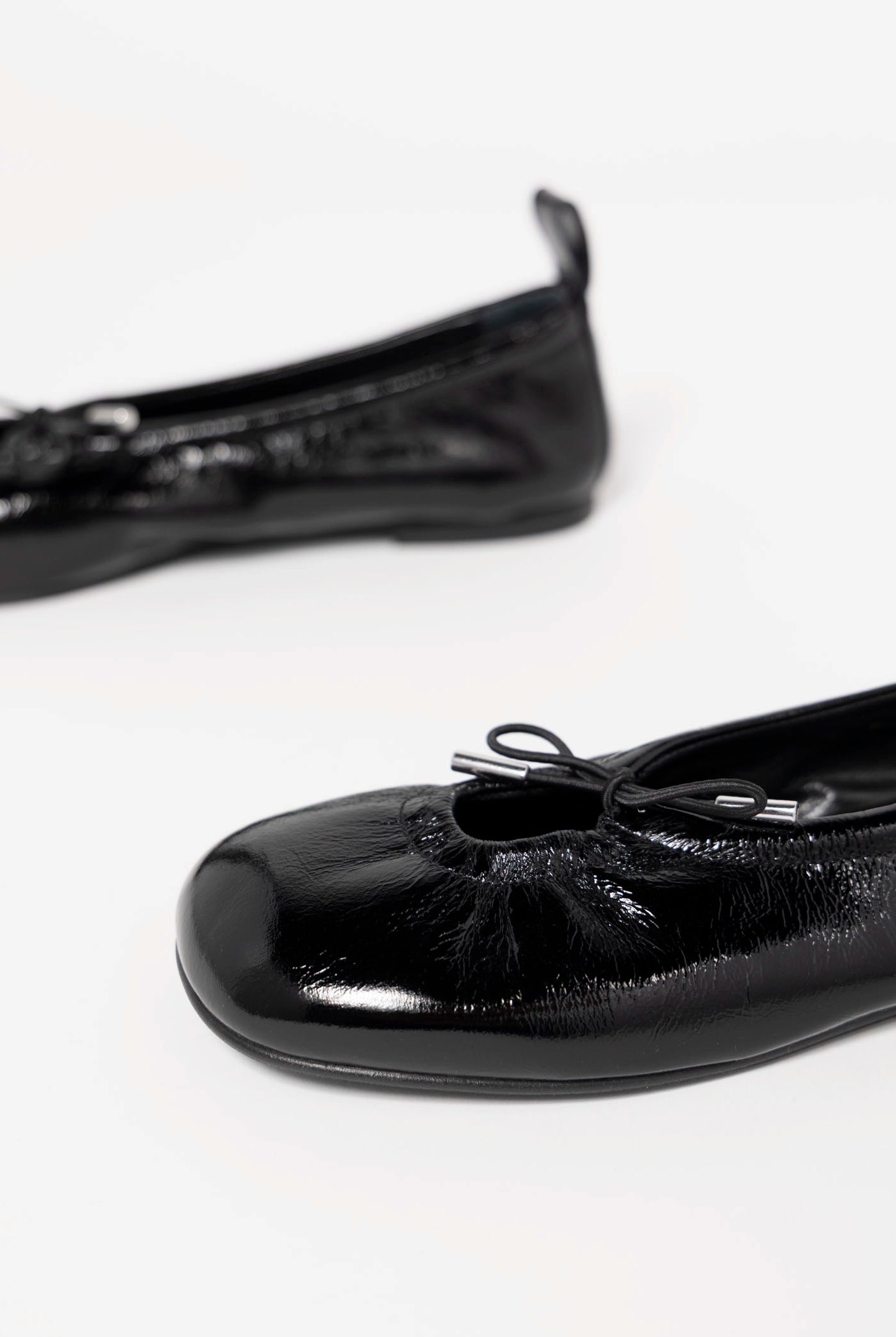 swatch_Black Patent alohas rosalind ballet flat
