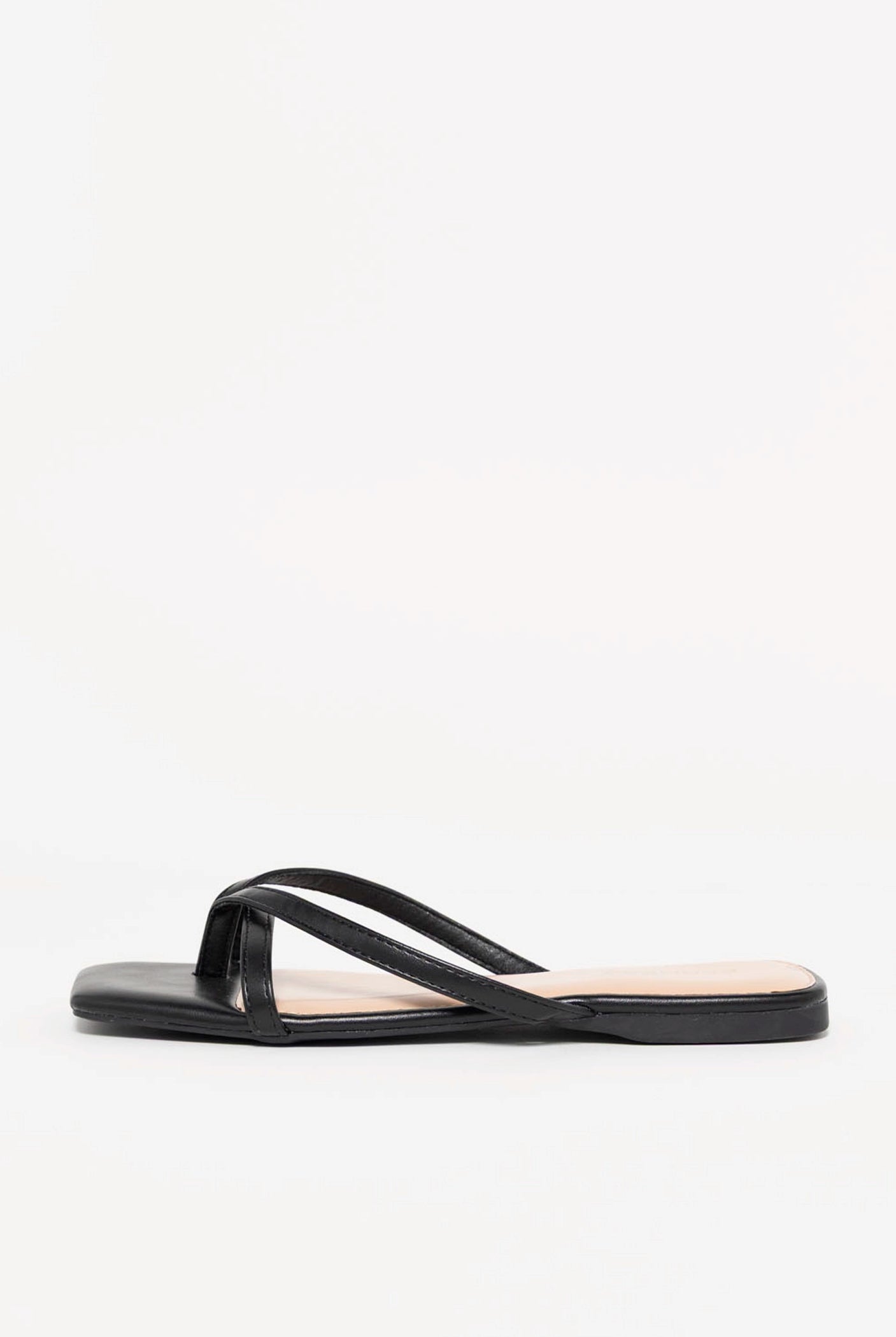 swatch_Black Kace thong sandal