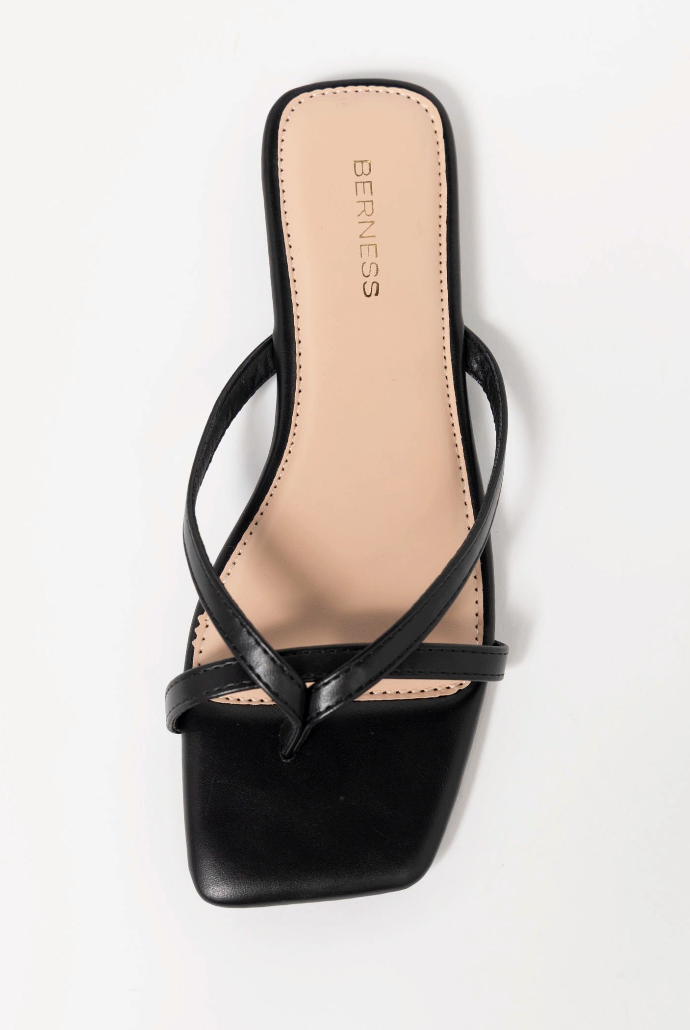 swatch_Black Kace thong sandal