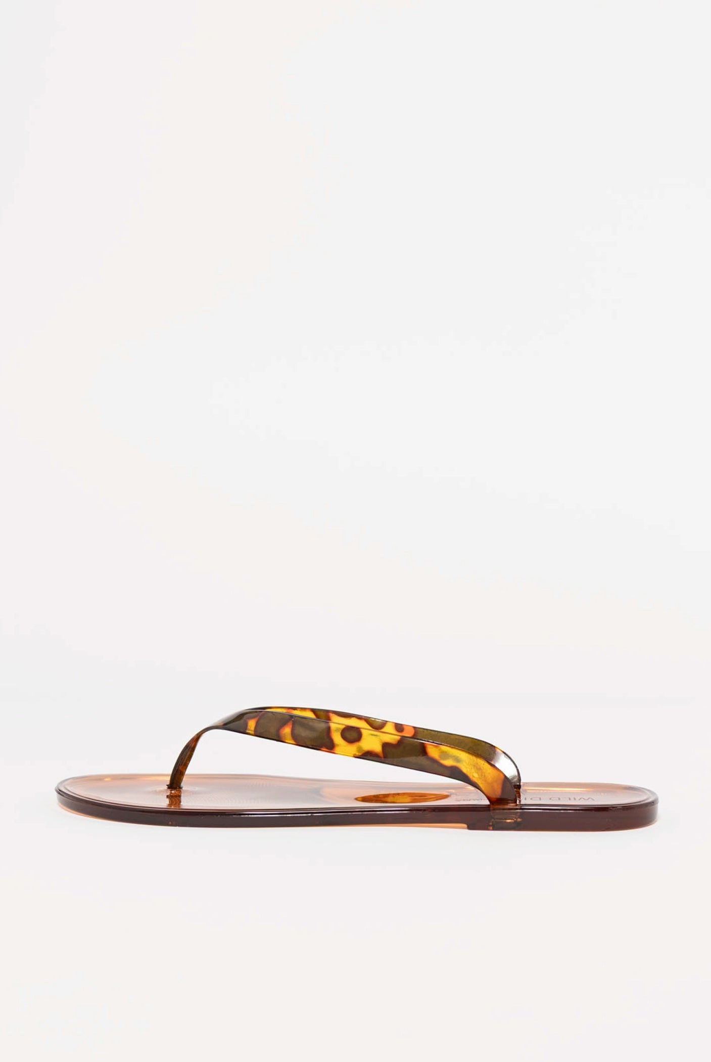 swatch_Tortoise jolie jelly thong sandal